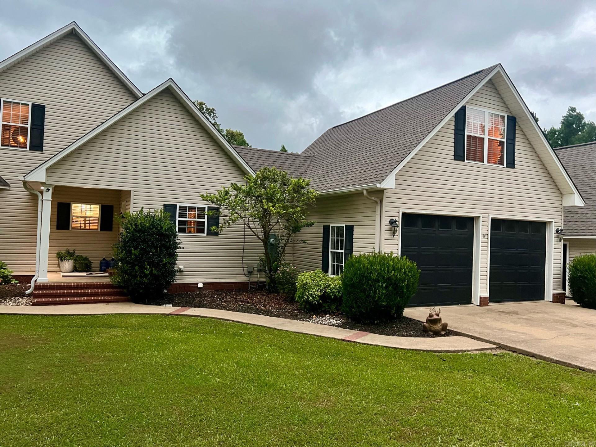 399 Moon Valley Road