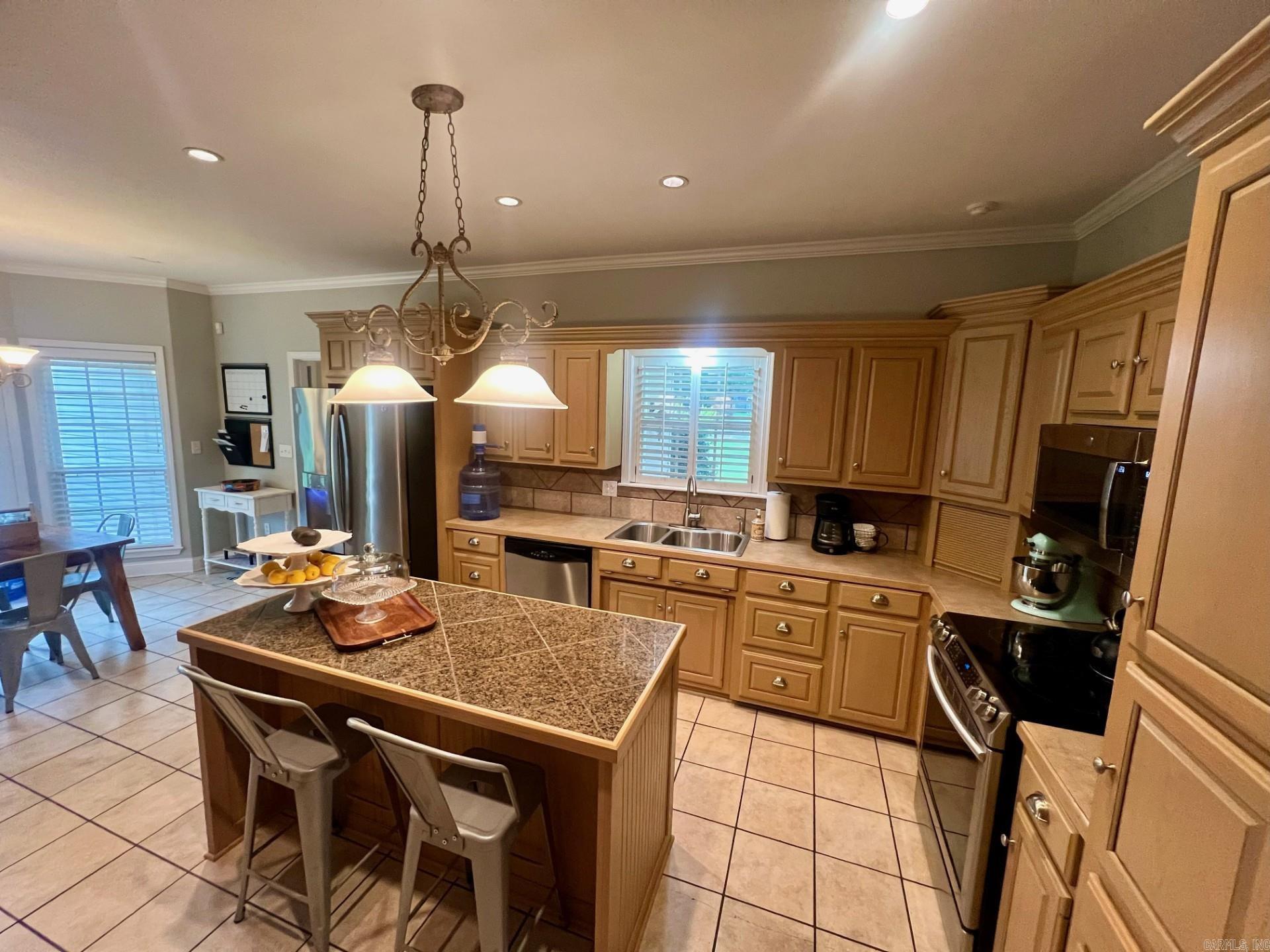 399 Moon Valley Road