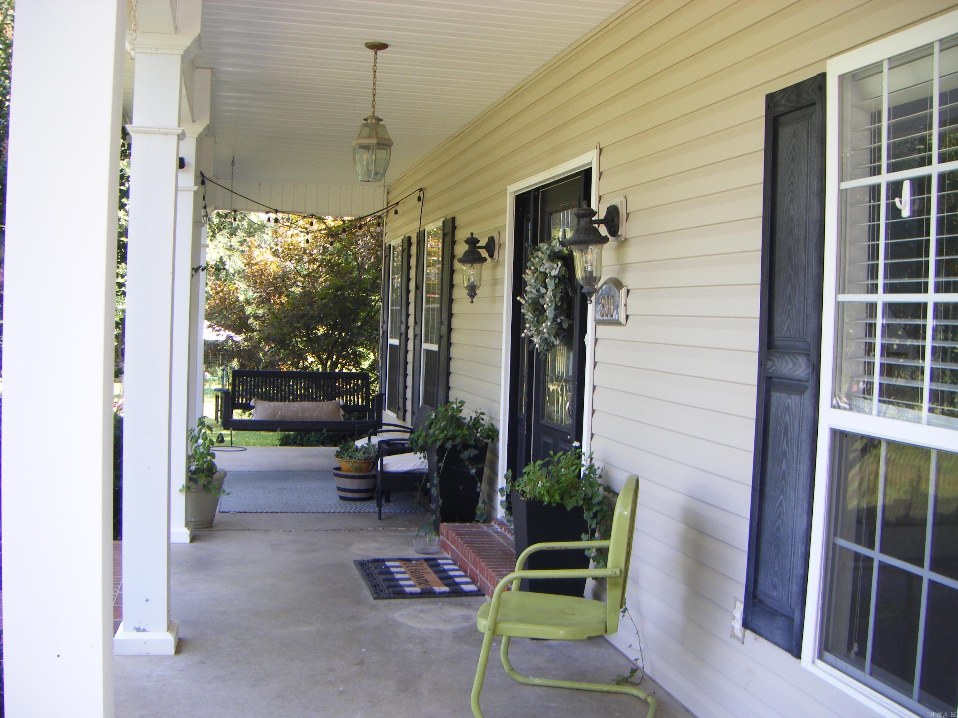 399 Moon Valley Road