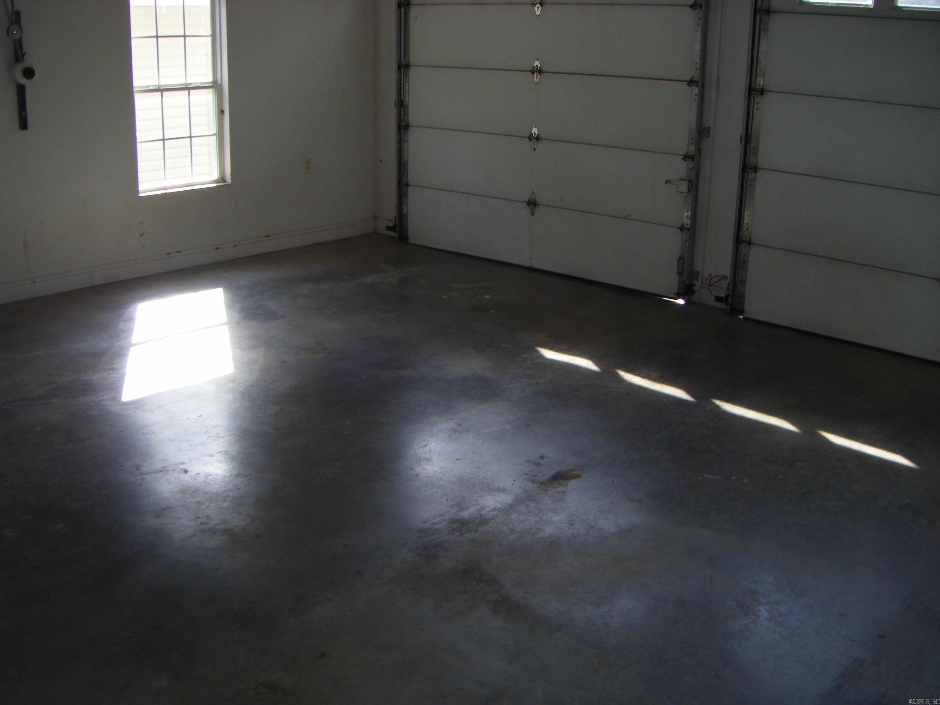 399 Moon Valley Road