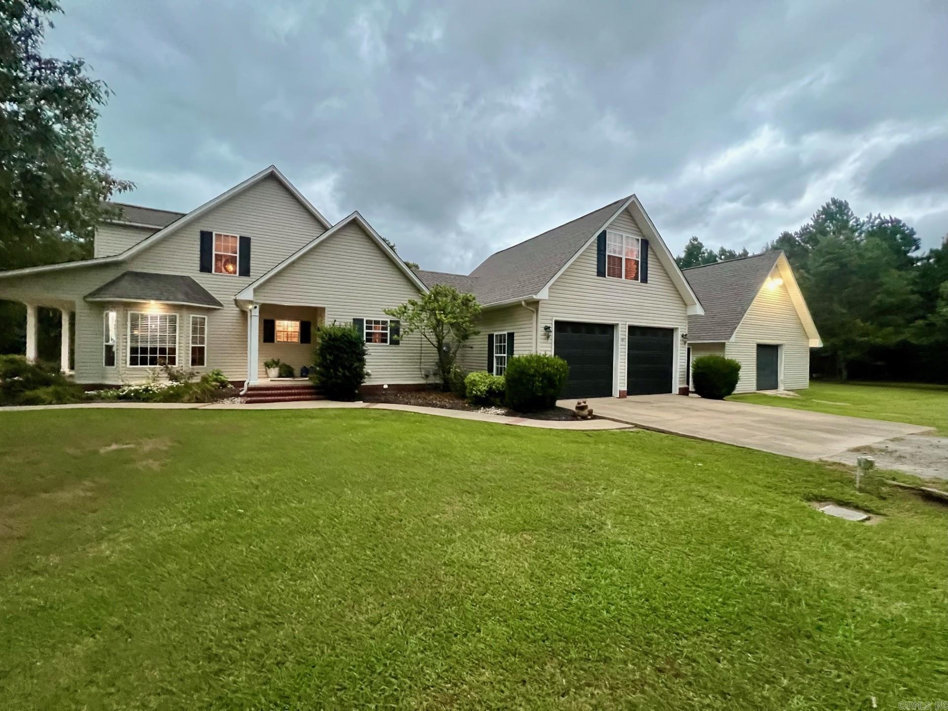399 Moon Valley Road