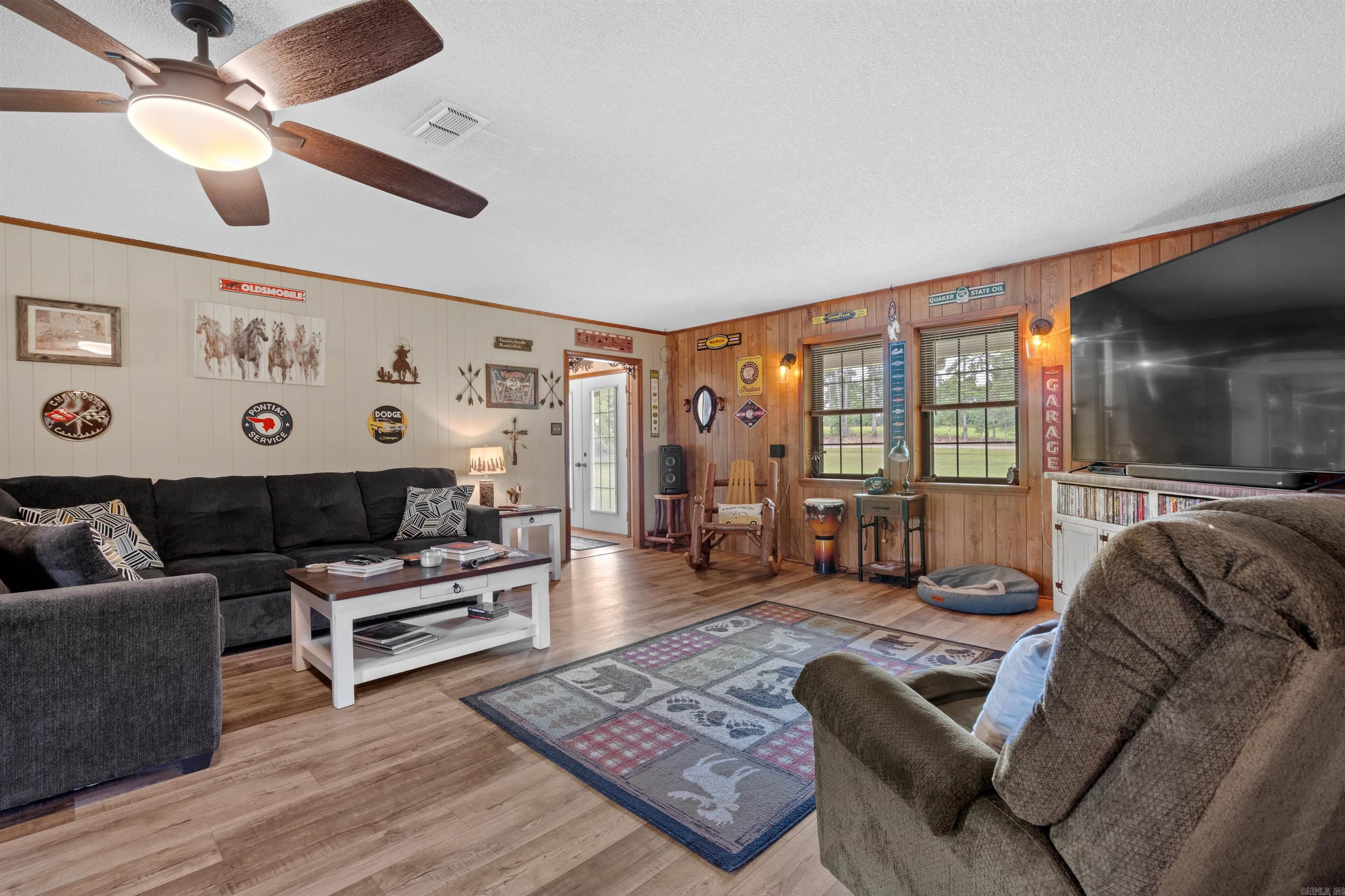 2404 Highway 128
