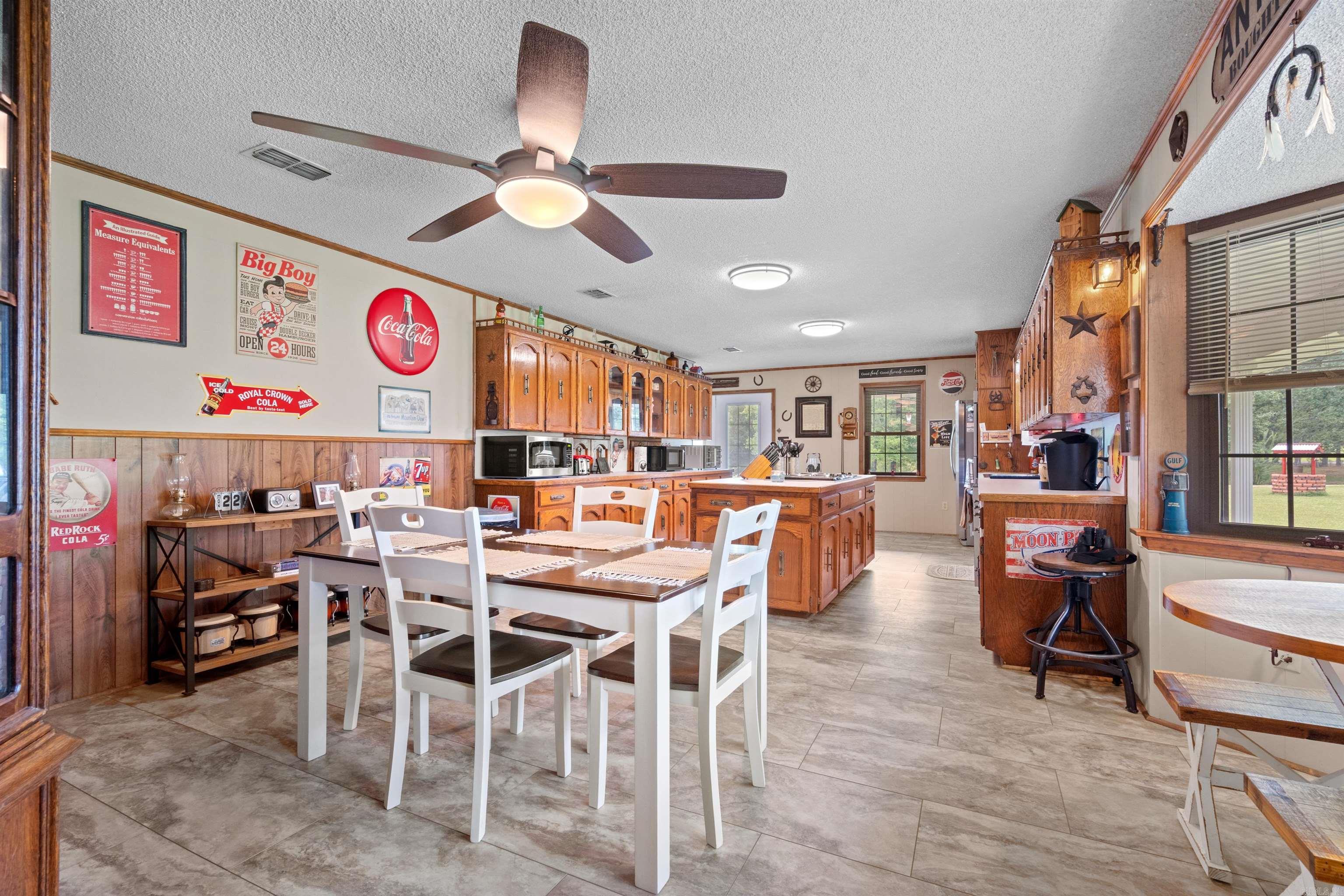 2404 Highway 128