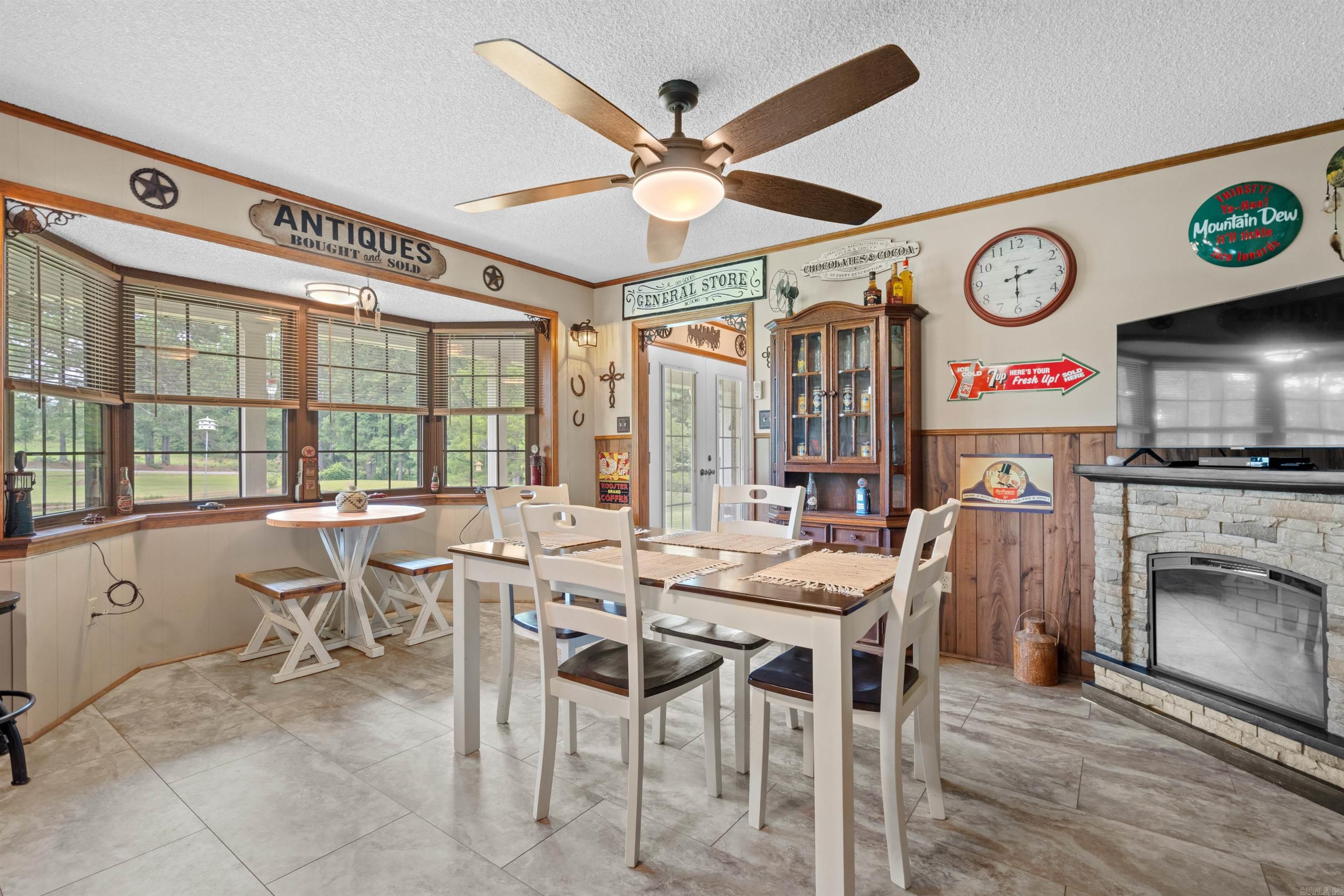 2404 Highway 128