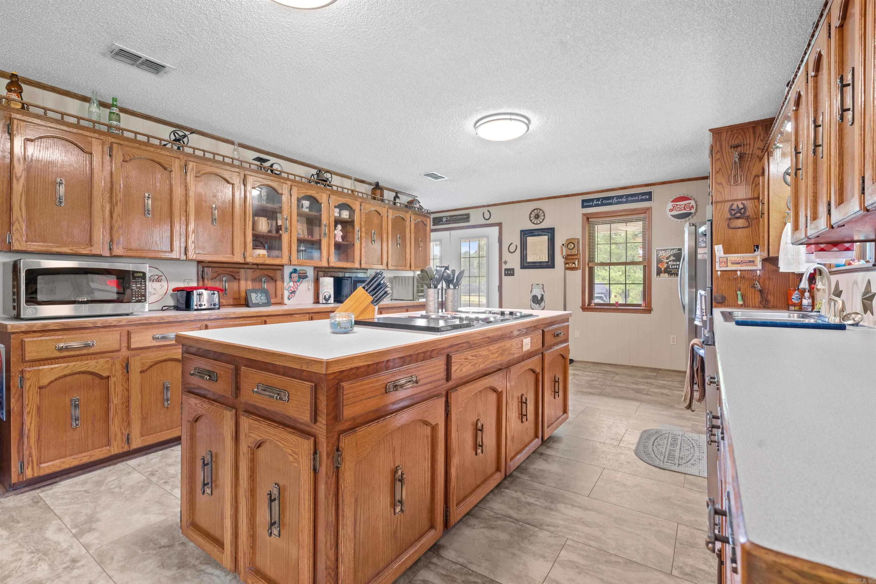 2404 Highway 128