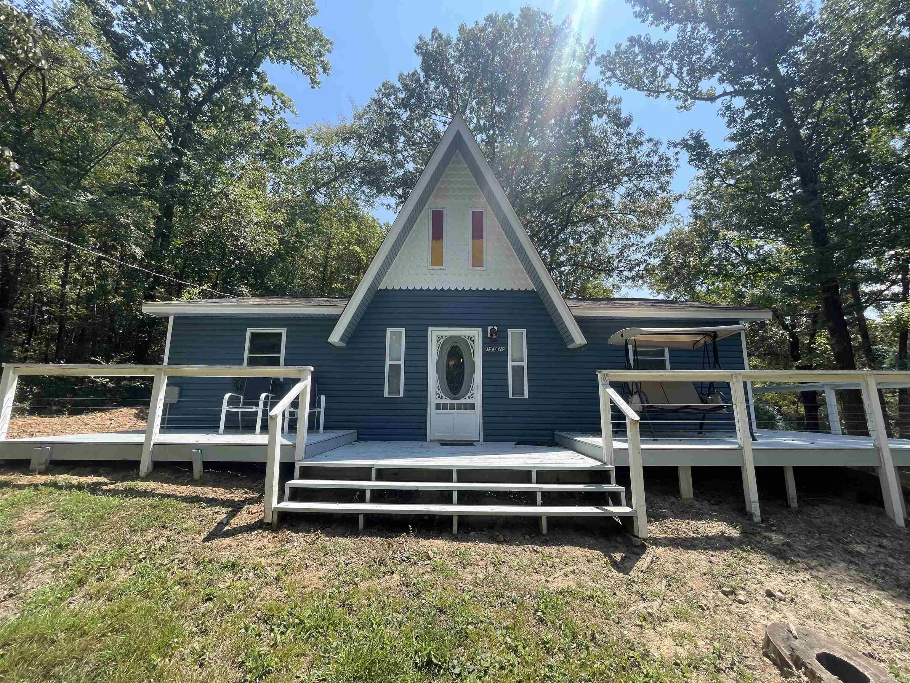 132 Scottland Lane