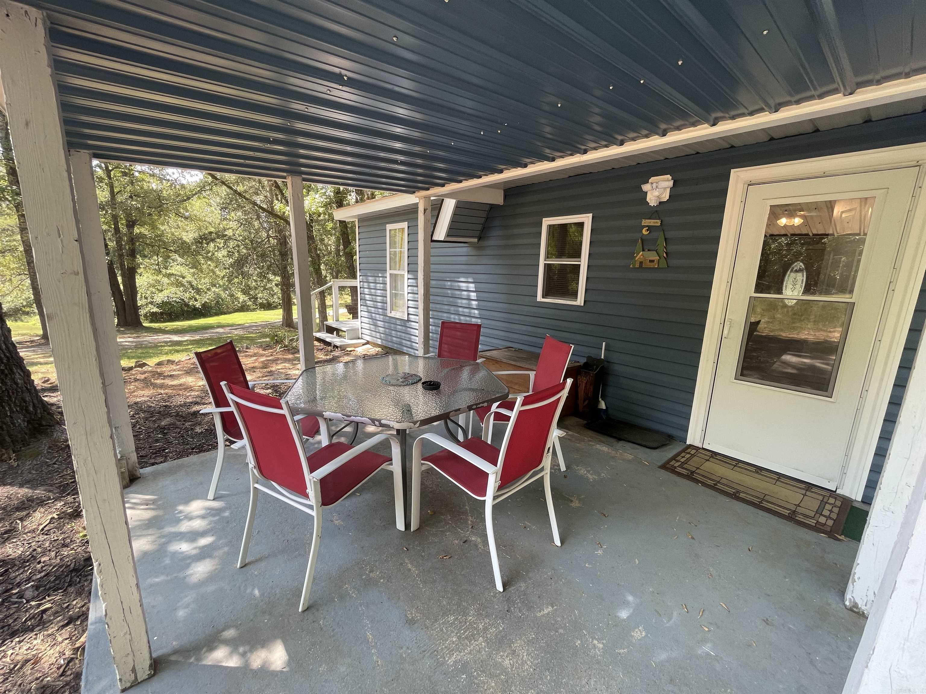 132 Scottland Lane