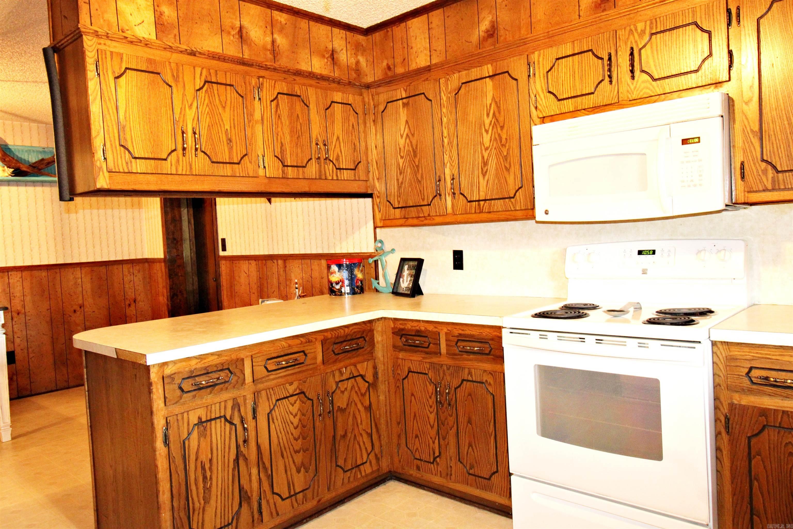 2427 Walnut Street
