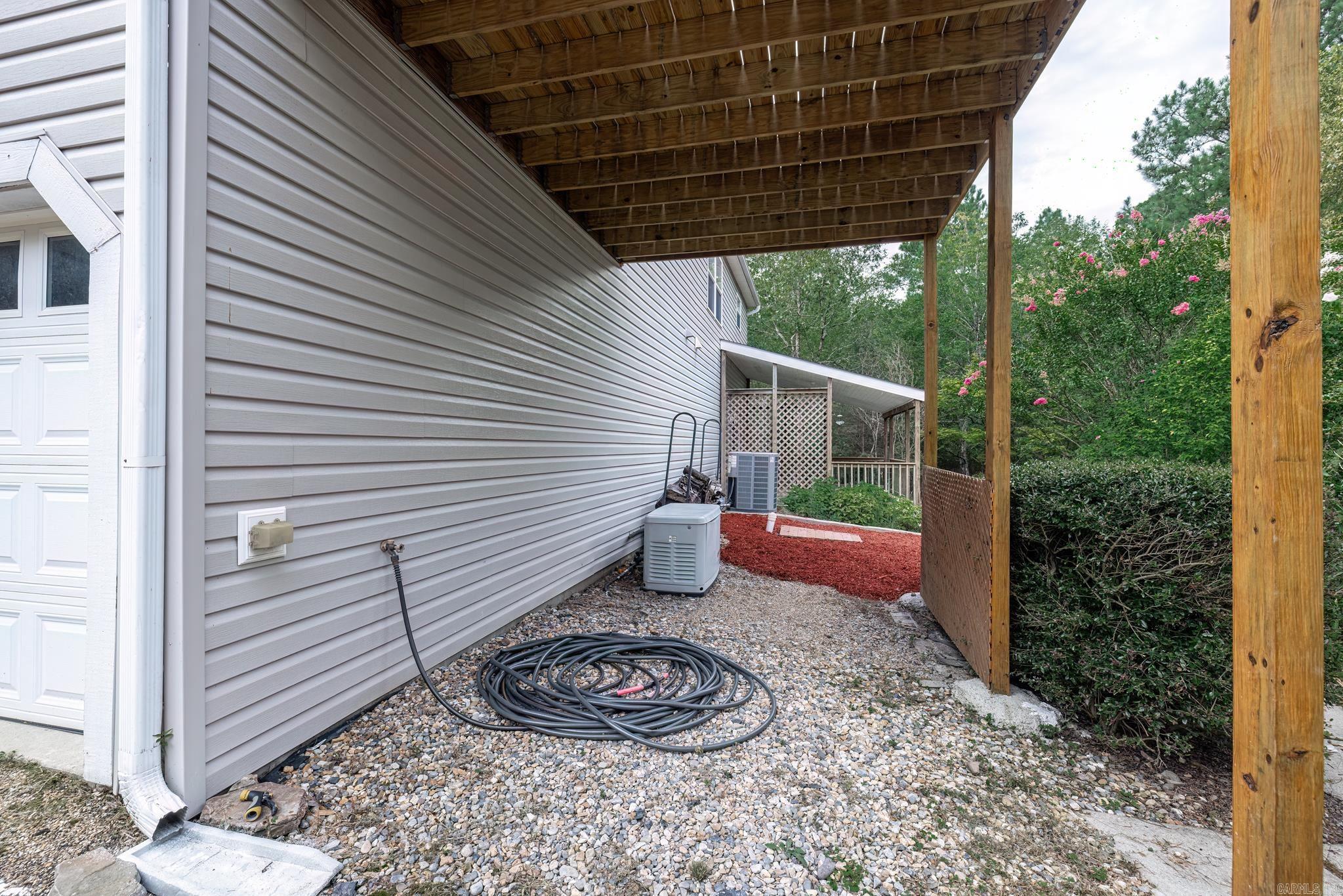 191 Falcon Ridge Trl