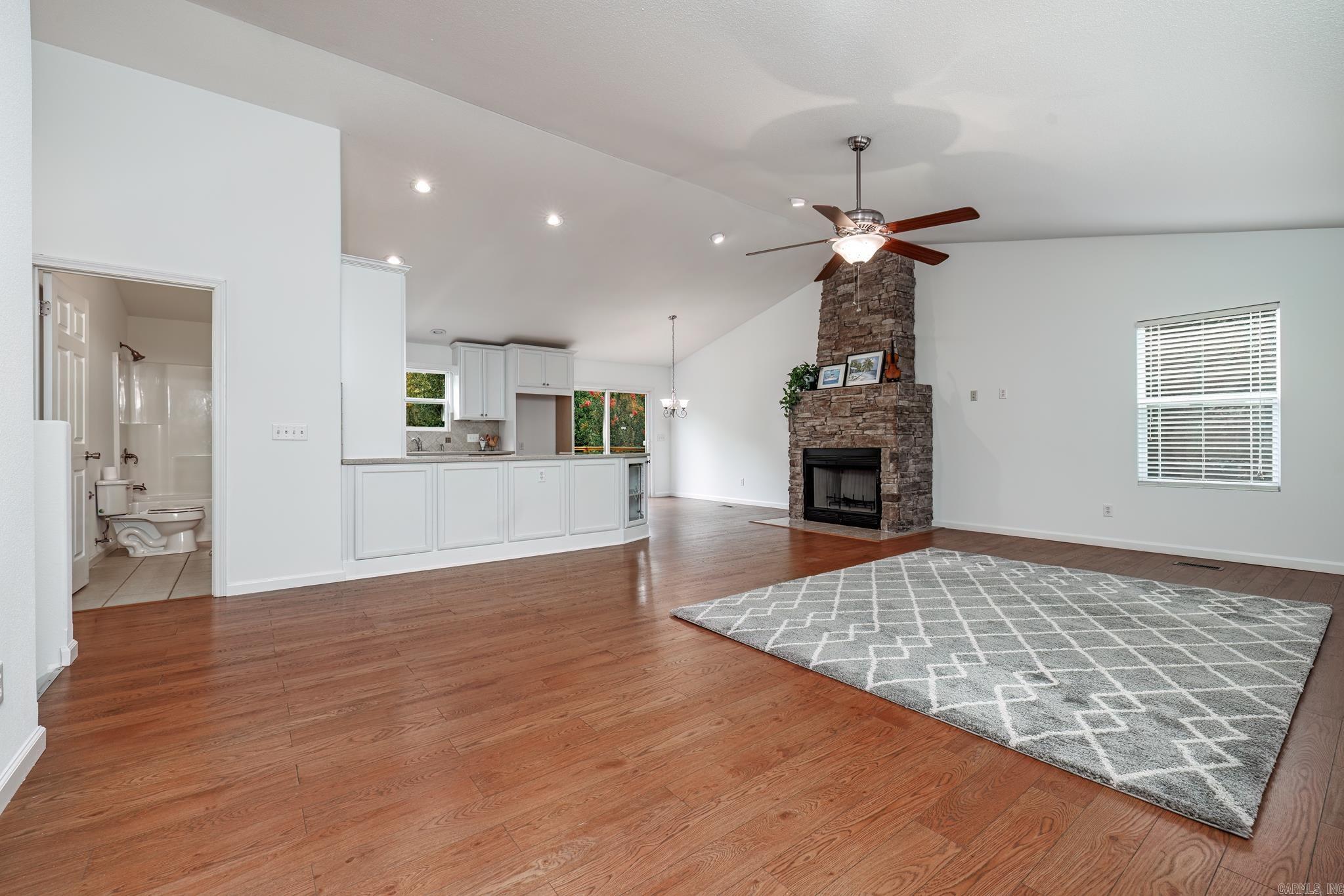191 Falcon Ridge Trl