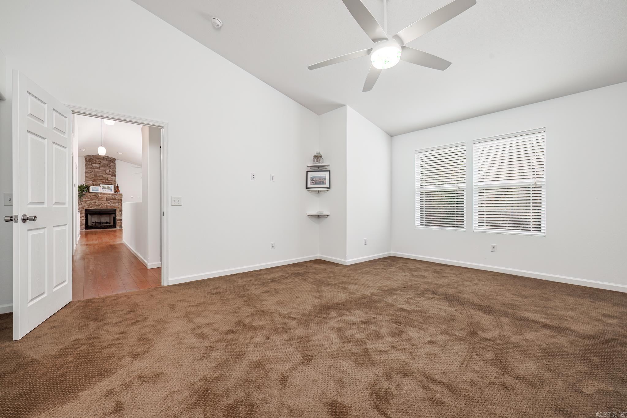 191 Falcon Ridge Trl