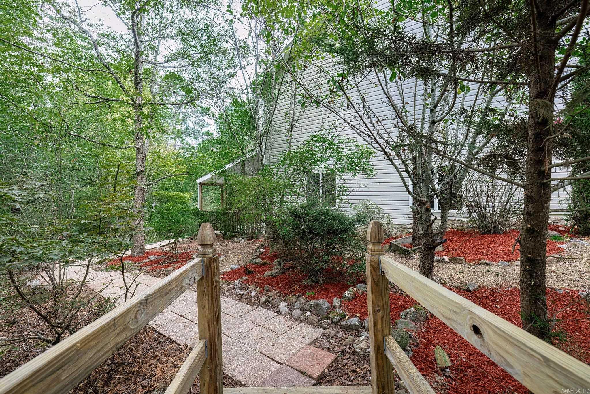 191 Falcon Ridge Trl