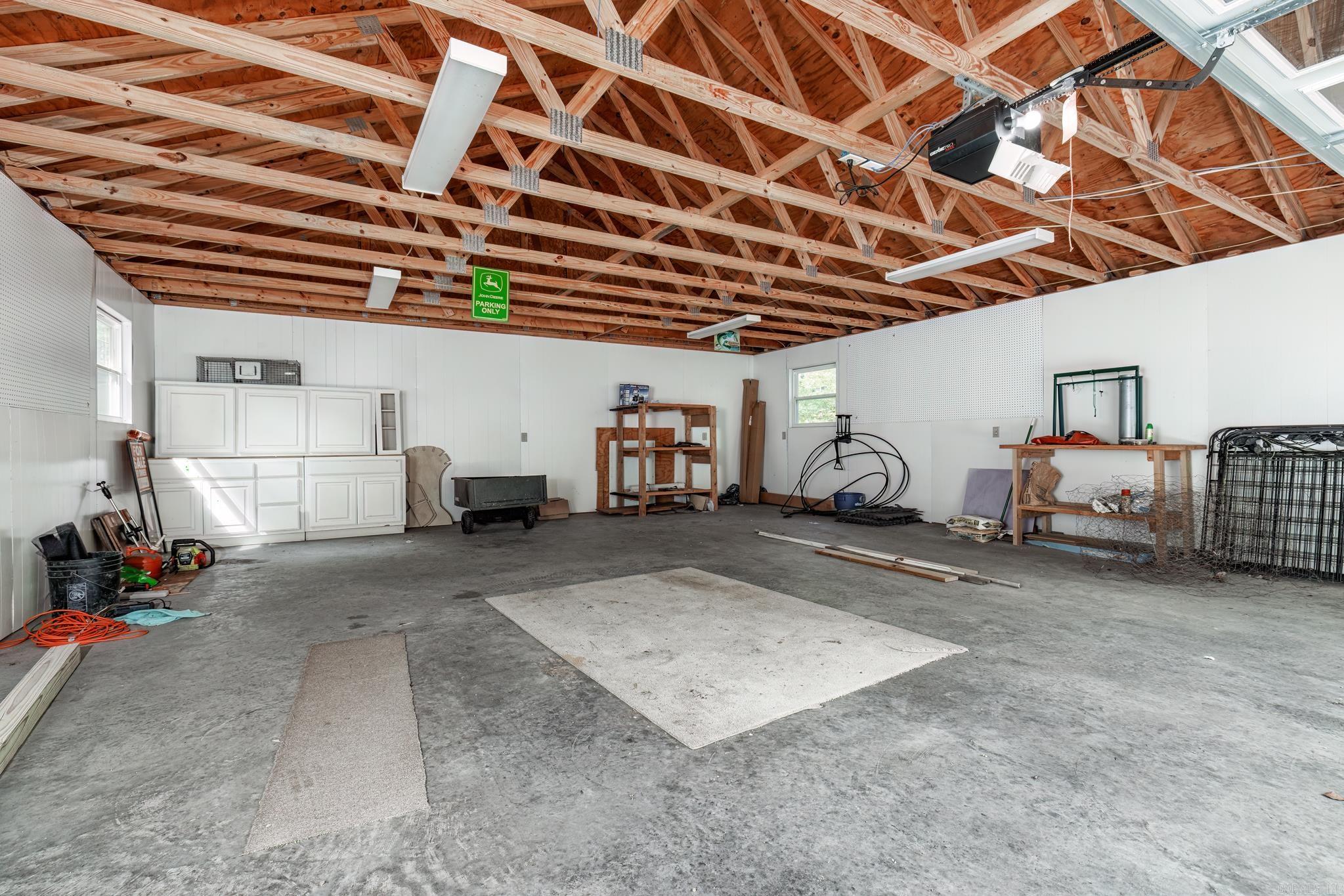 191 Falcon Ridge Trl