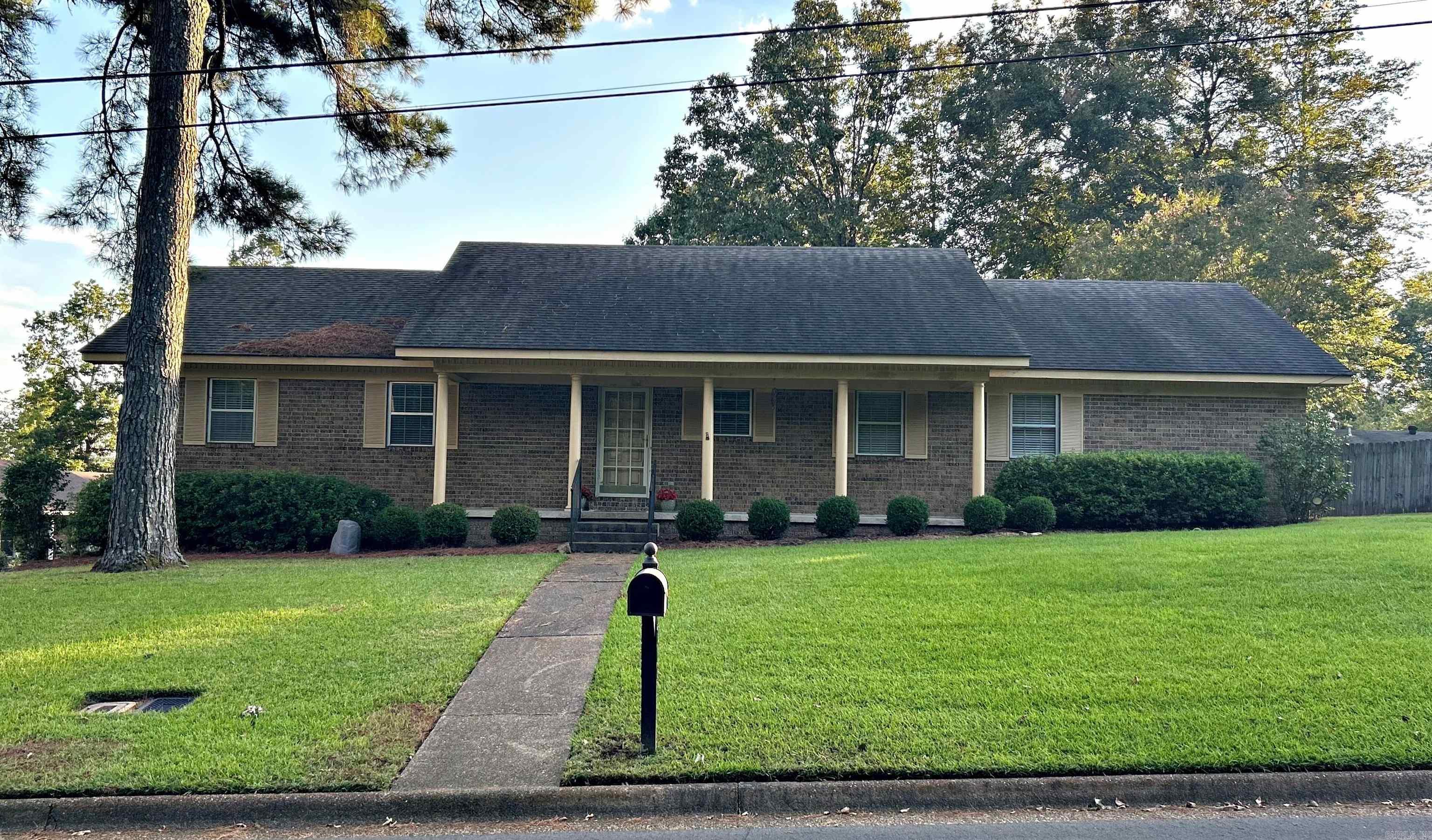 1701 Millcreek Drive