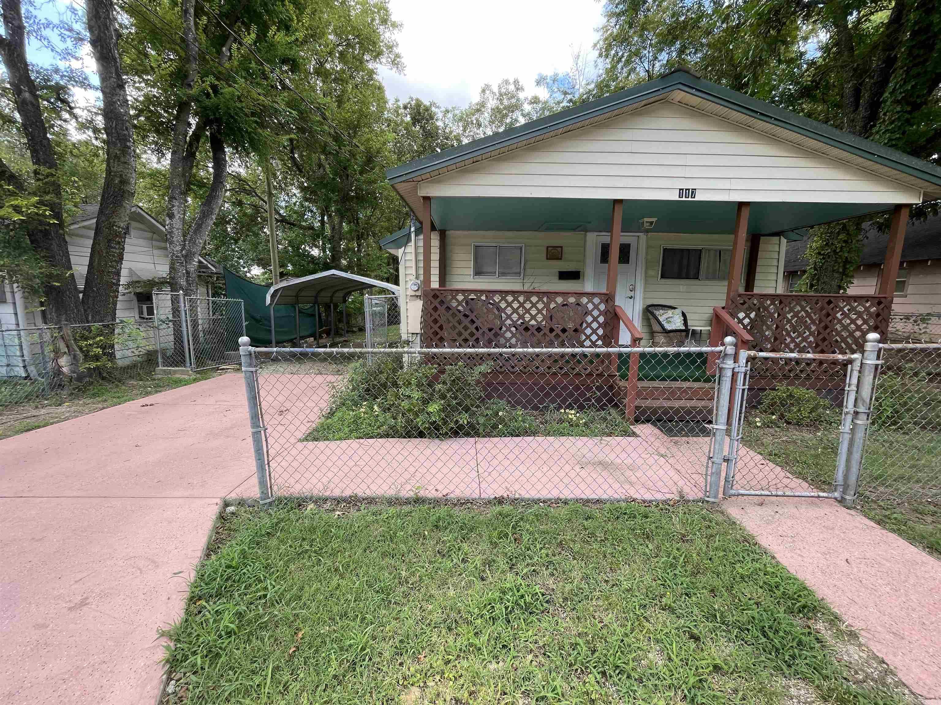 117 Noles Street