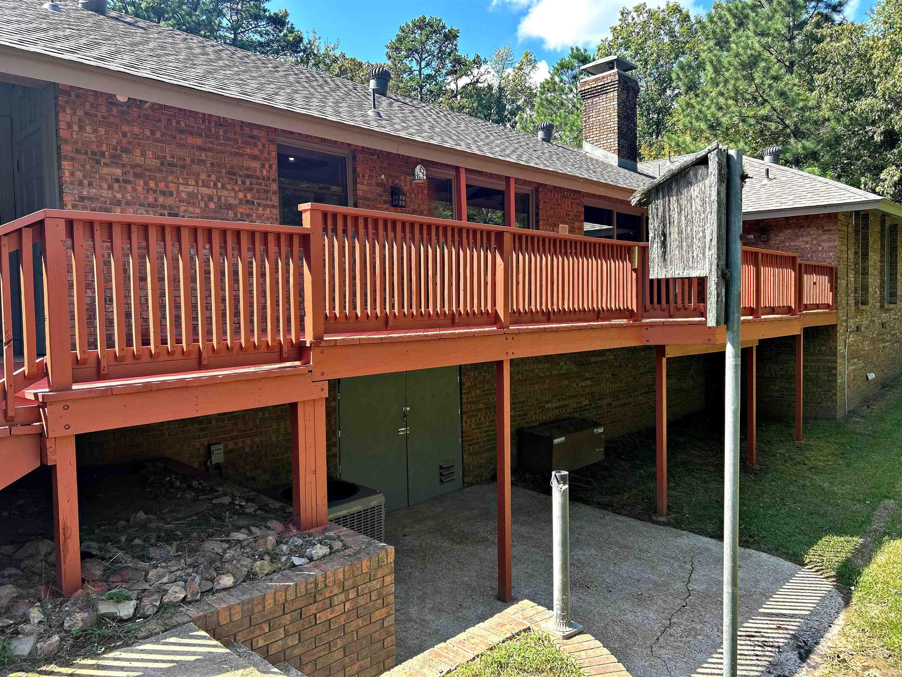 1414 Country Club Road