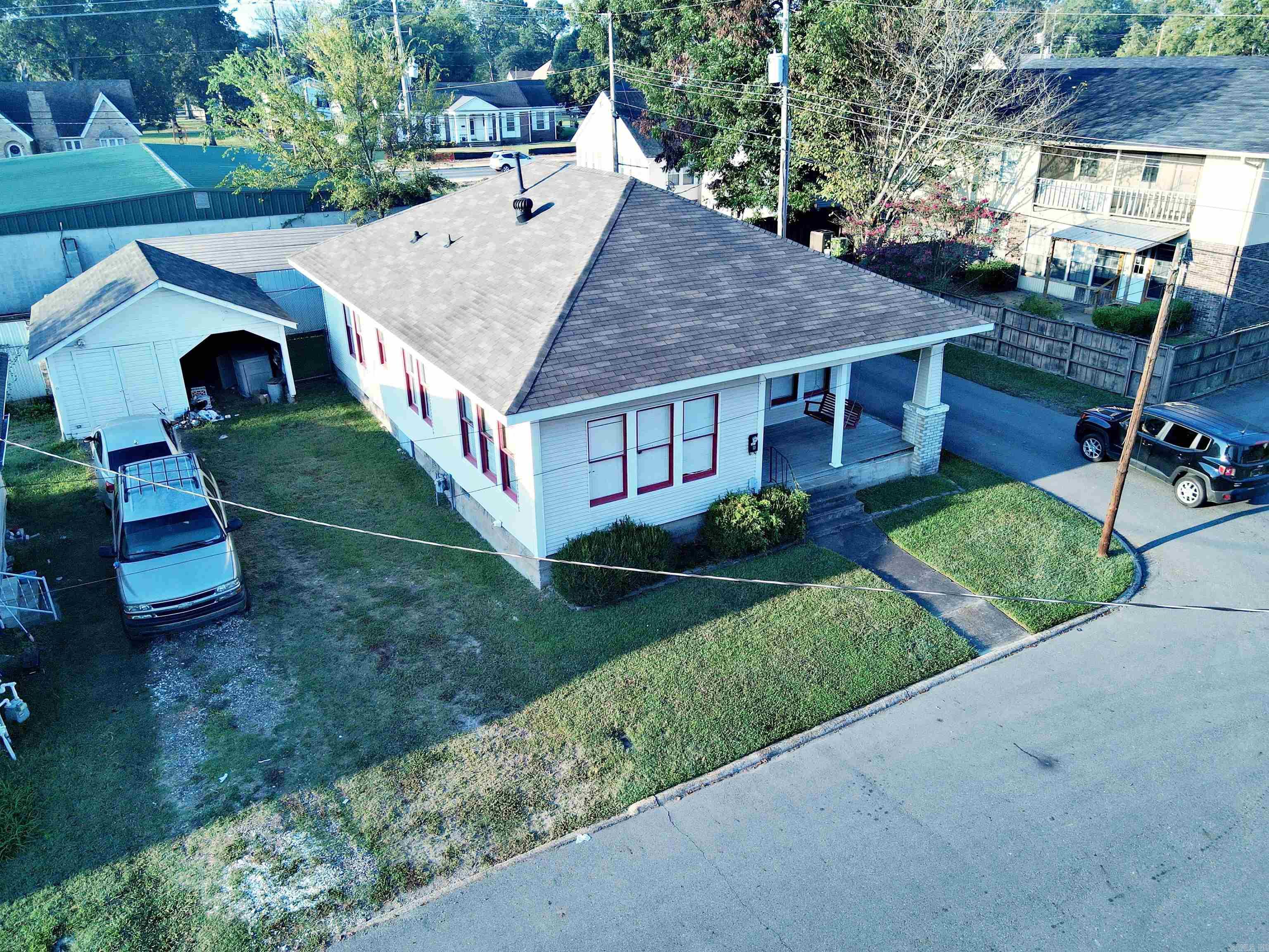 1021 Hickory Street