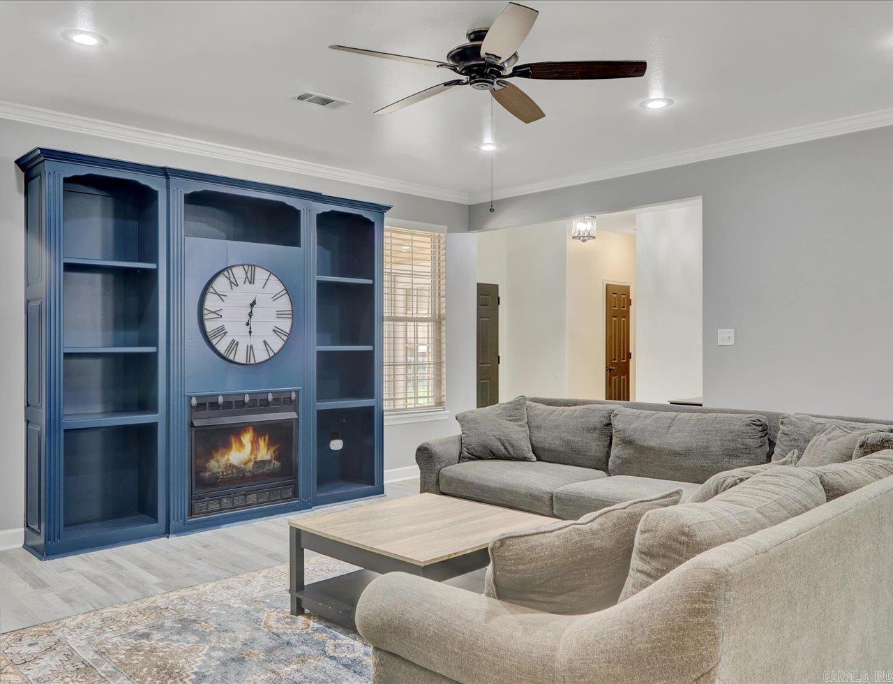 102 Golden Eye Court