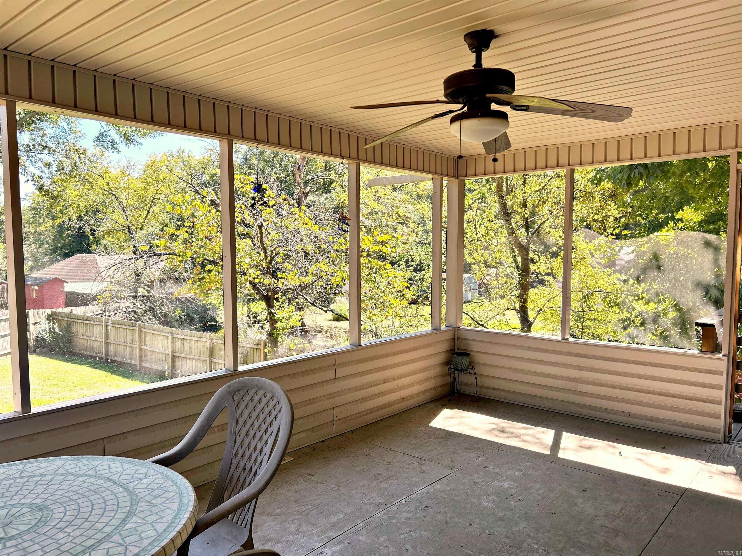 2 Holly Oak Drive