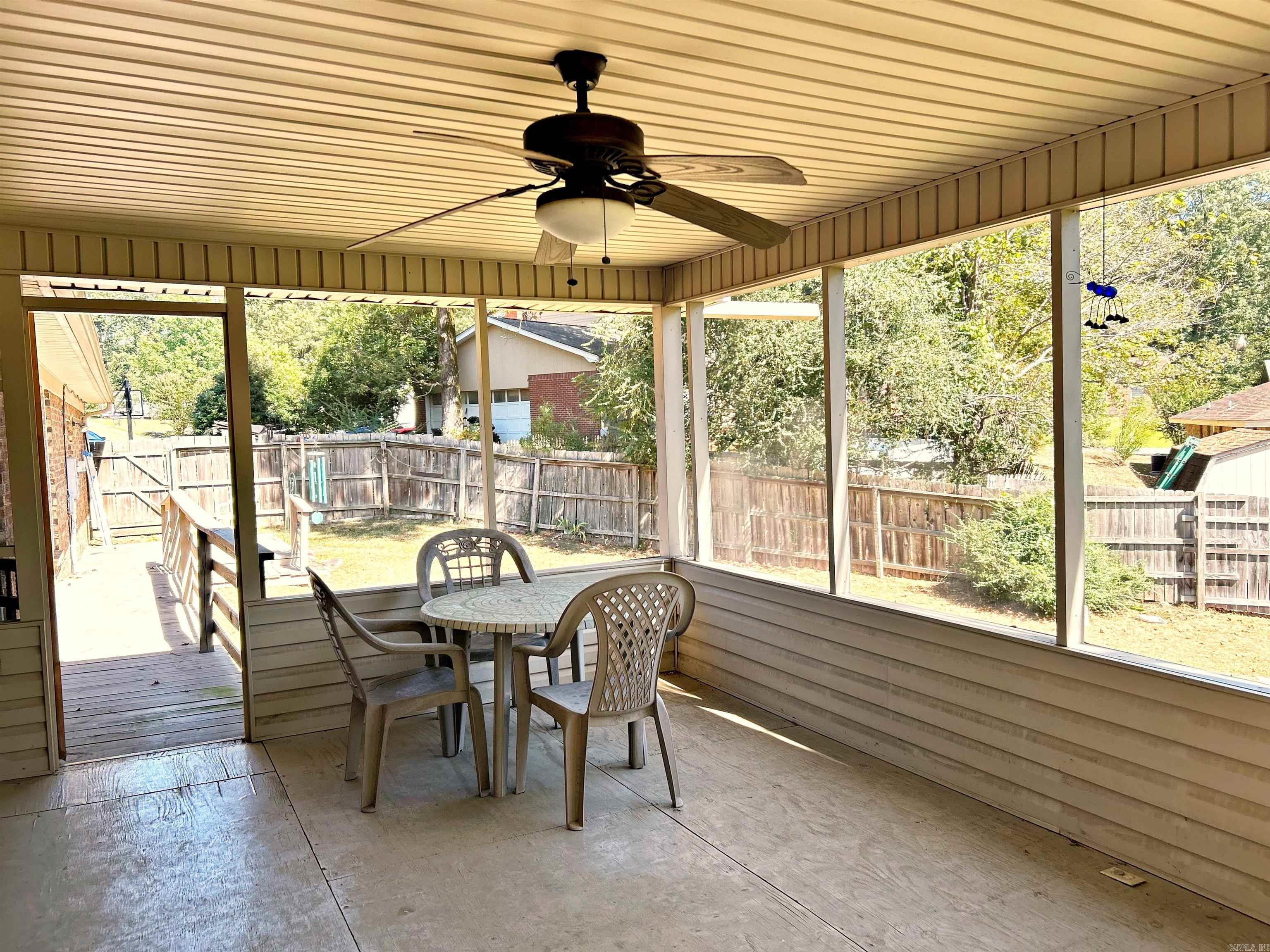2 Holly Oak Drive