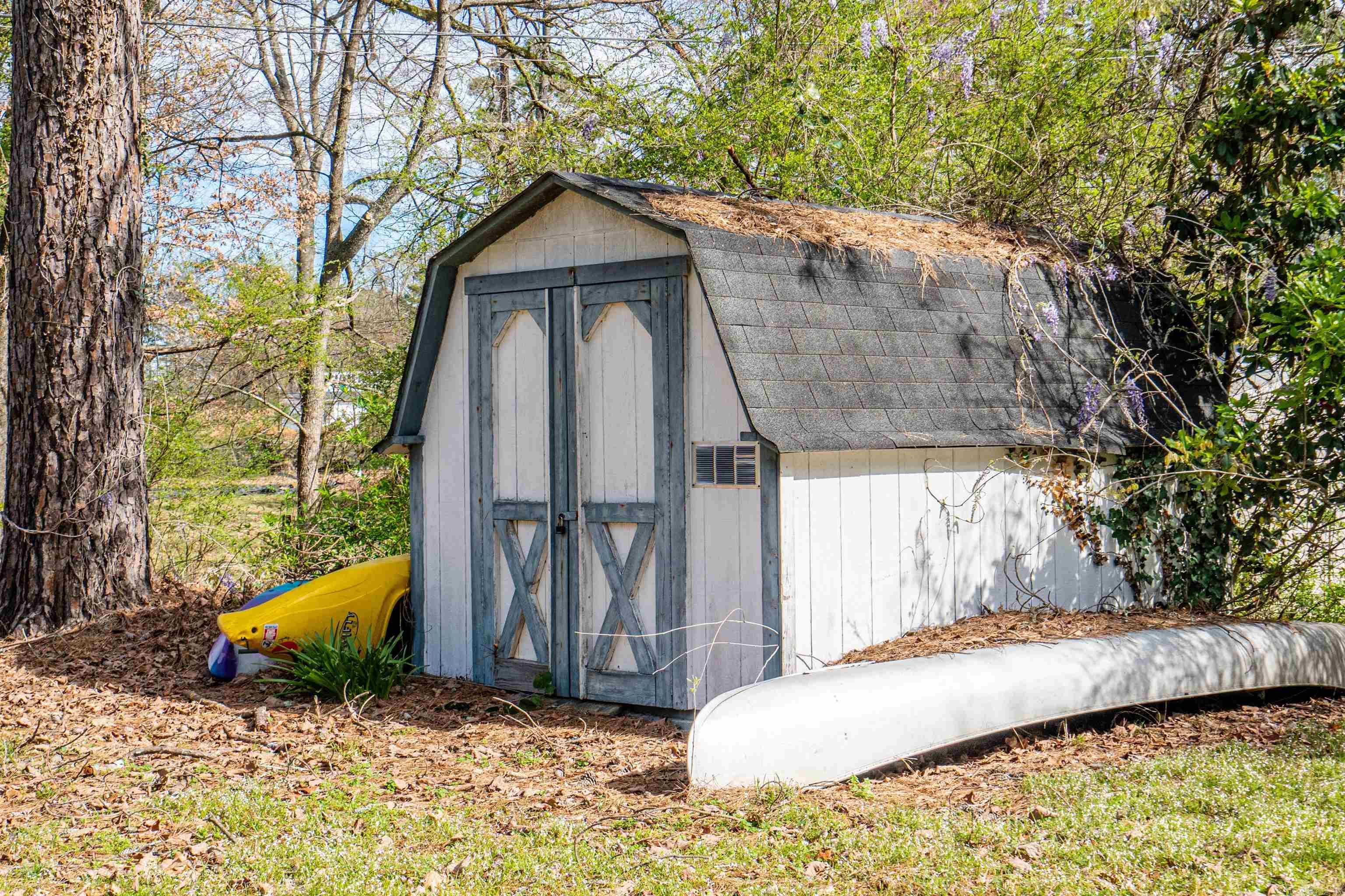 8 Pinewood Drive