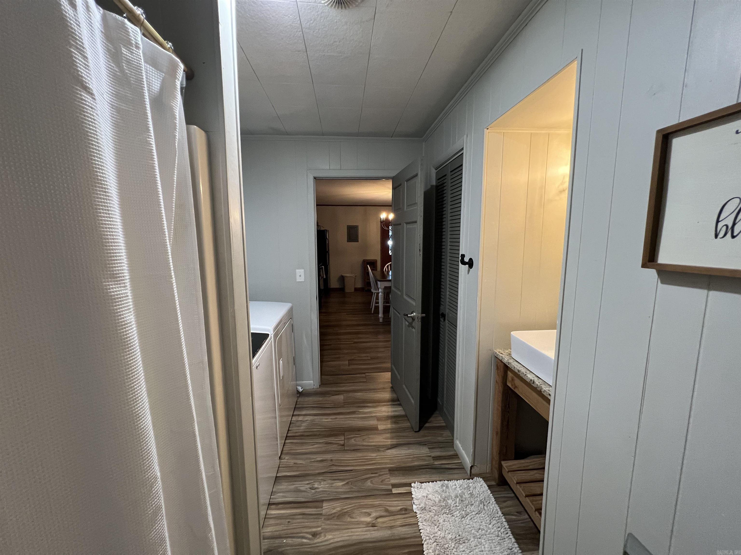 100 Billings Lane