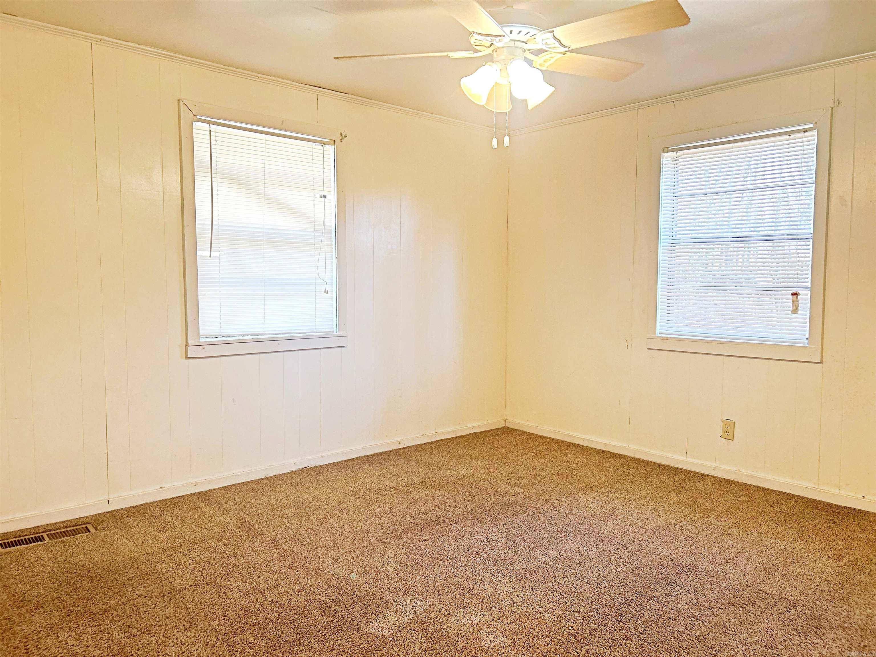 122 Curtis Road
