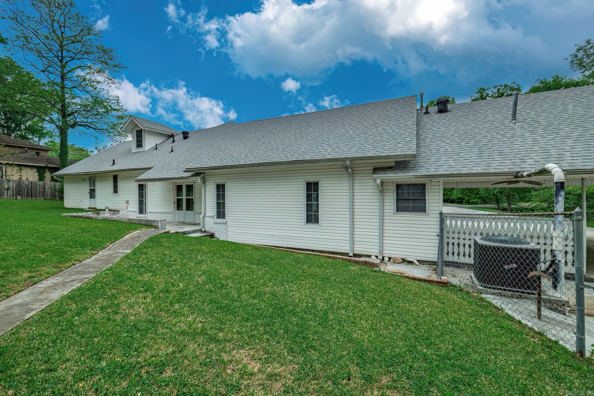 2401 Forrest Park Drive