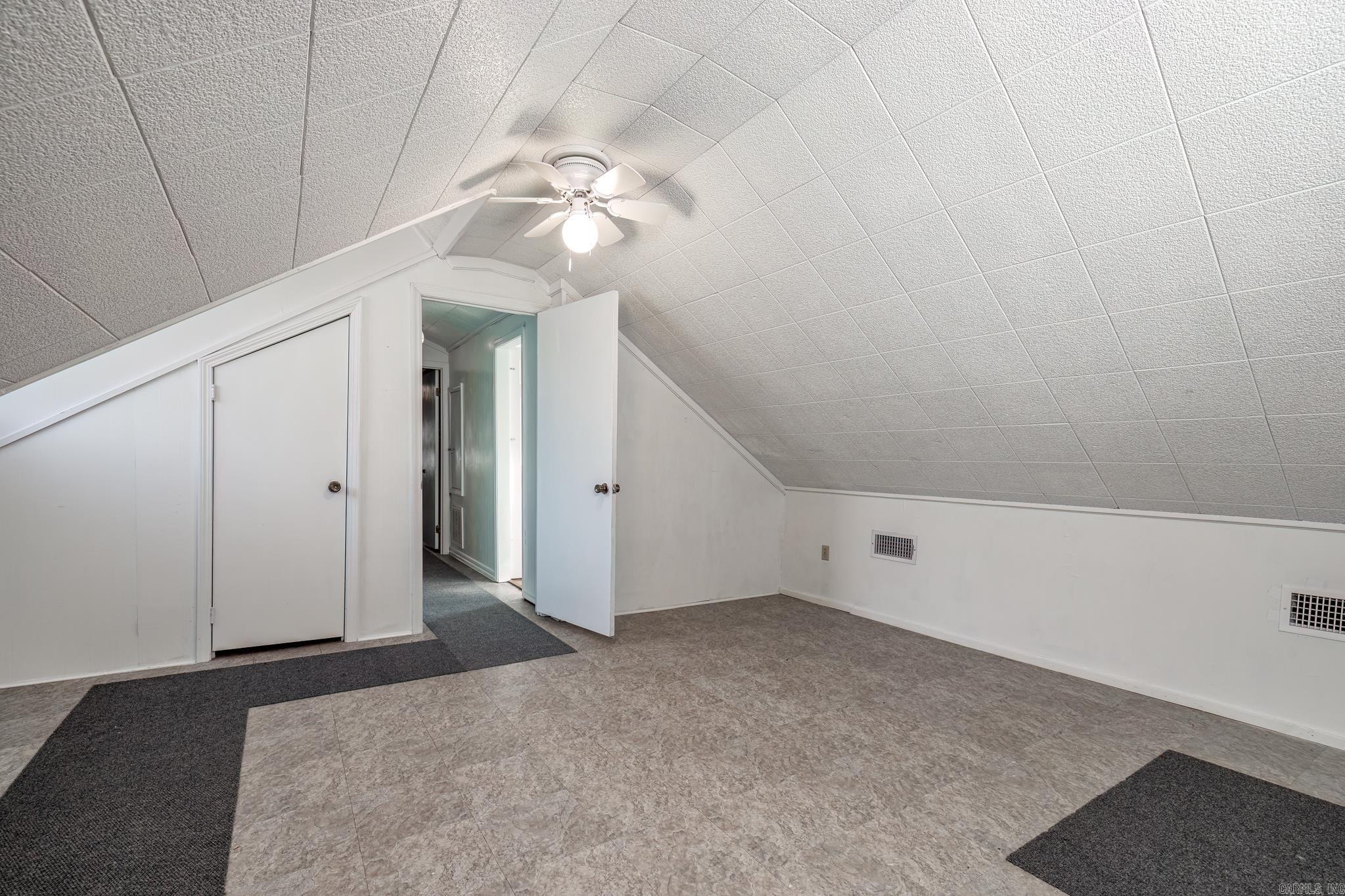 2401 Forrest Park Drive