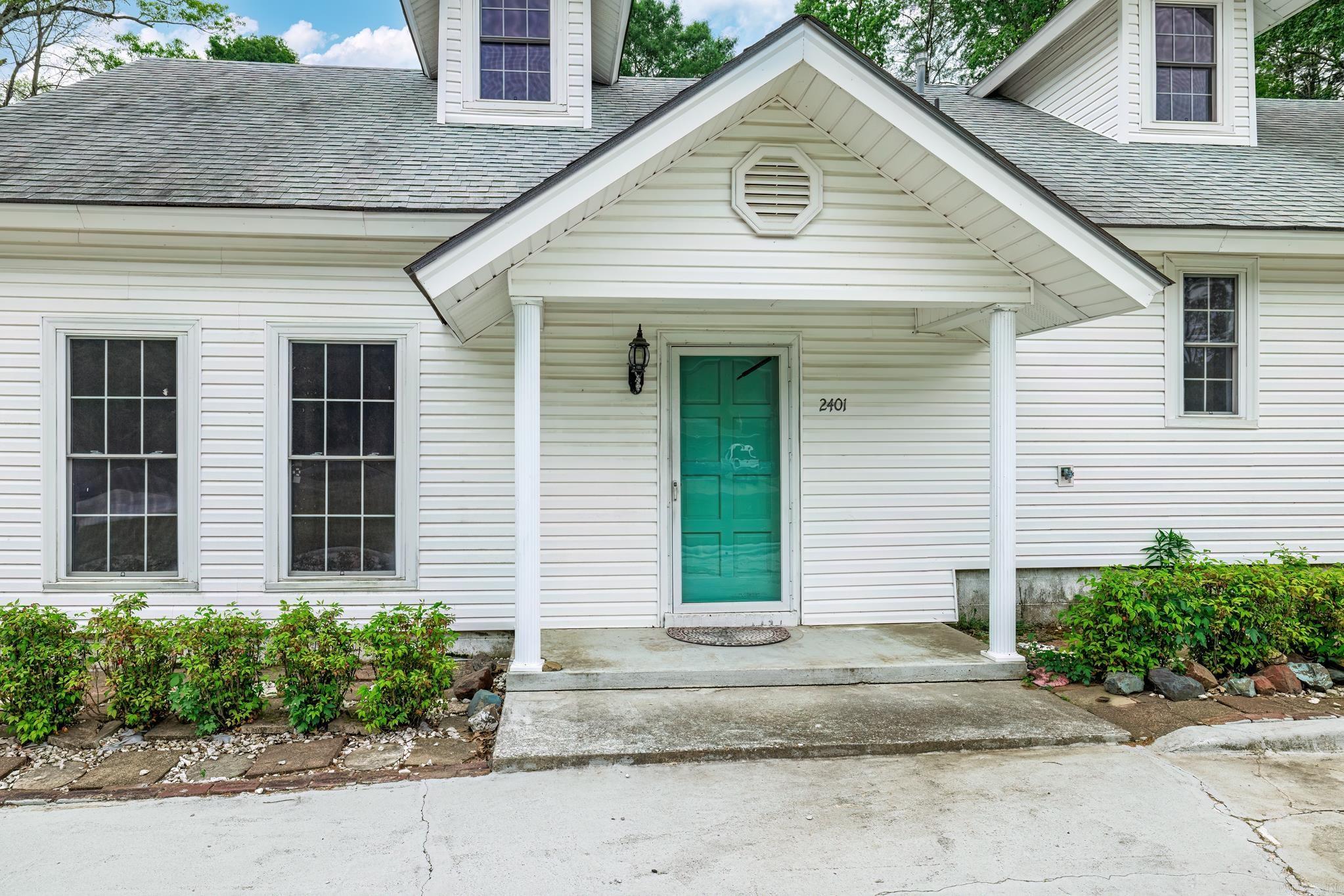 2401 Forrest Park Drive