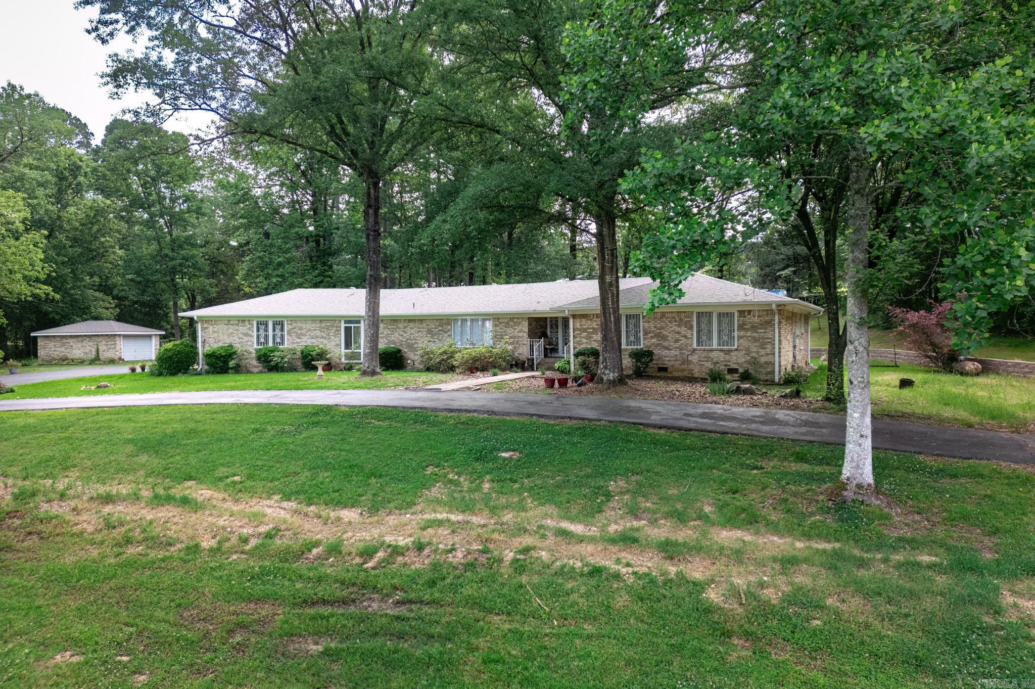 64 Dogwood Dr Drive