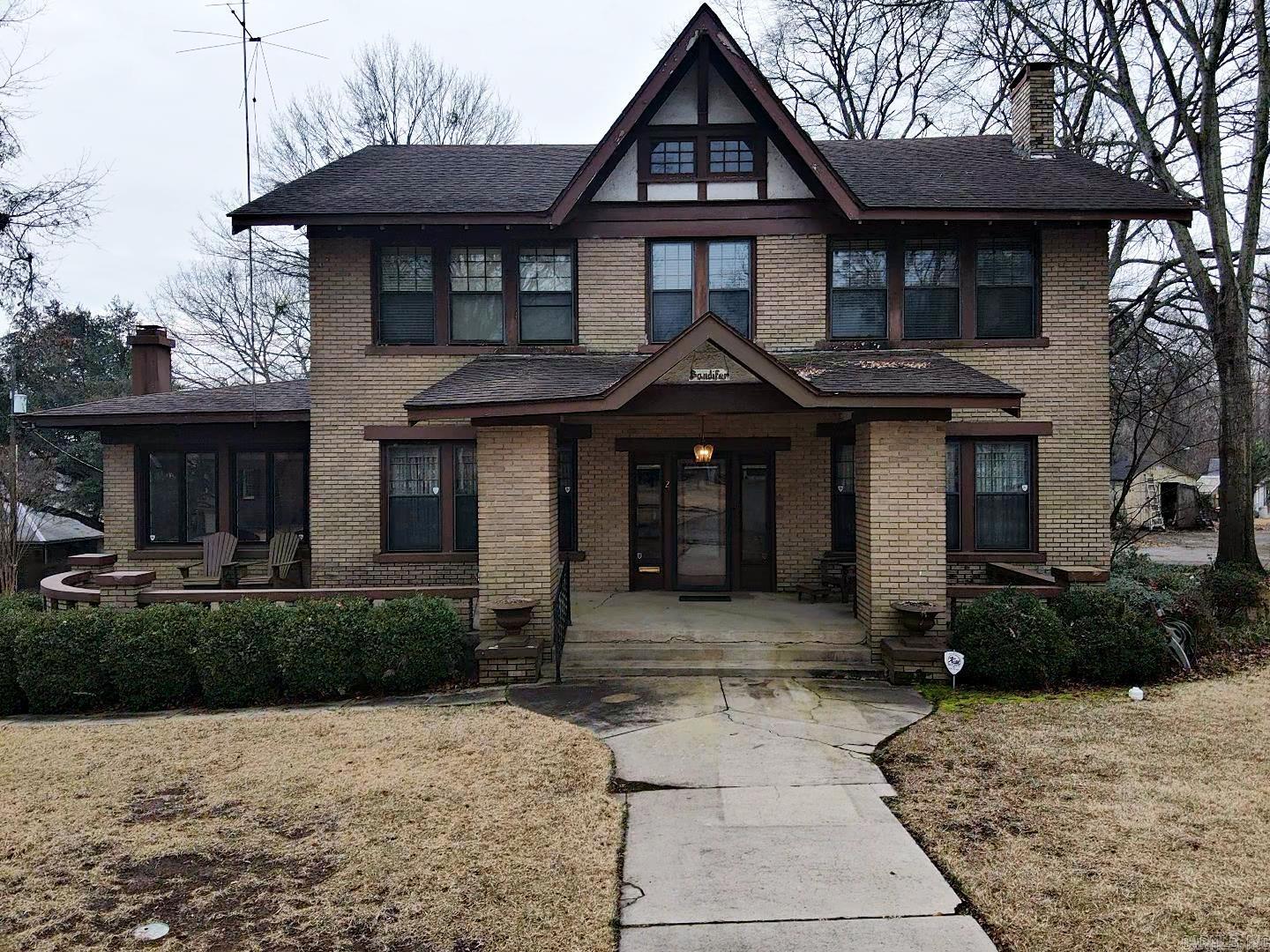 211 Cherry Street