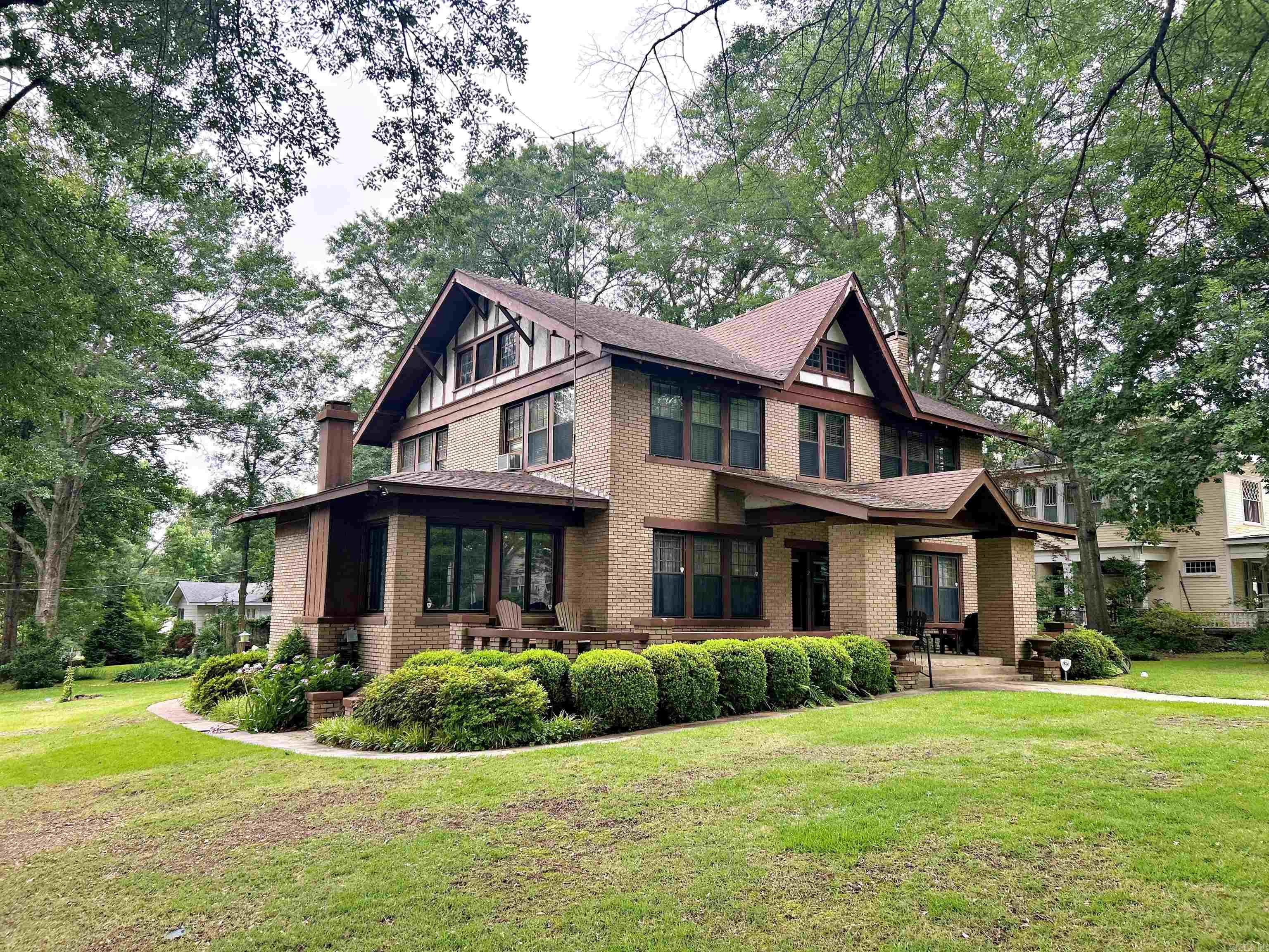 211 Cherry Street