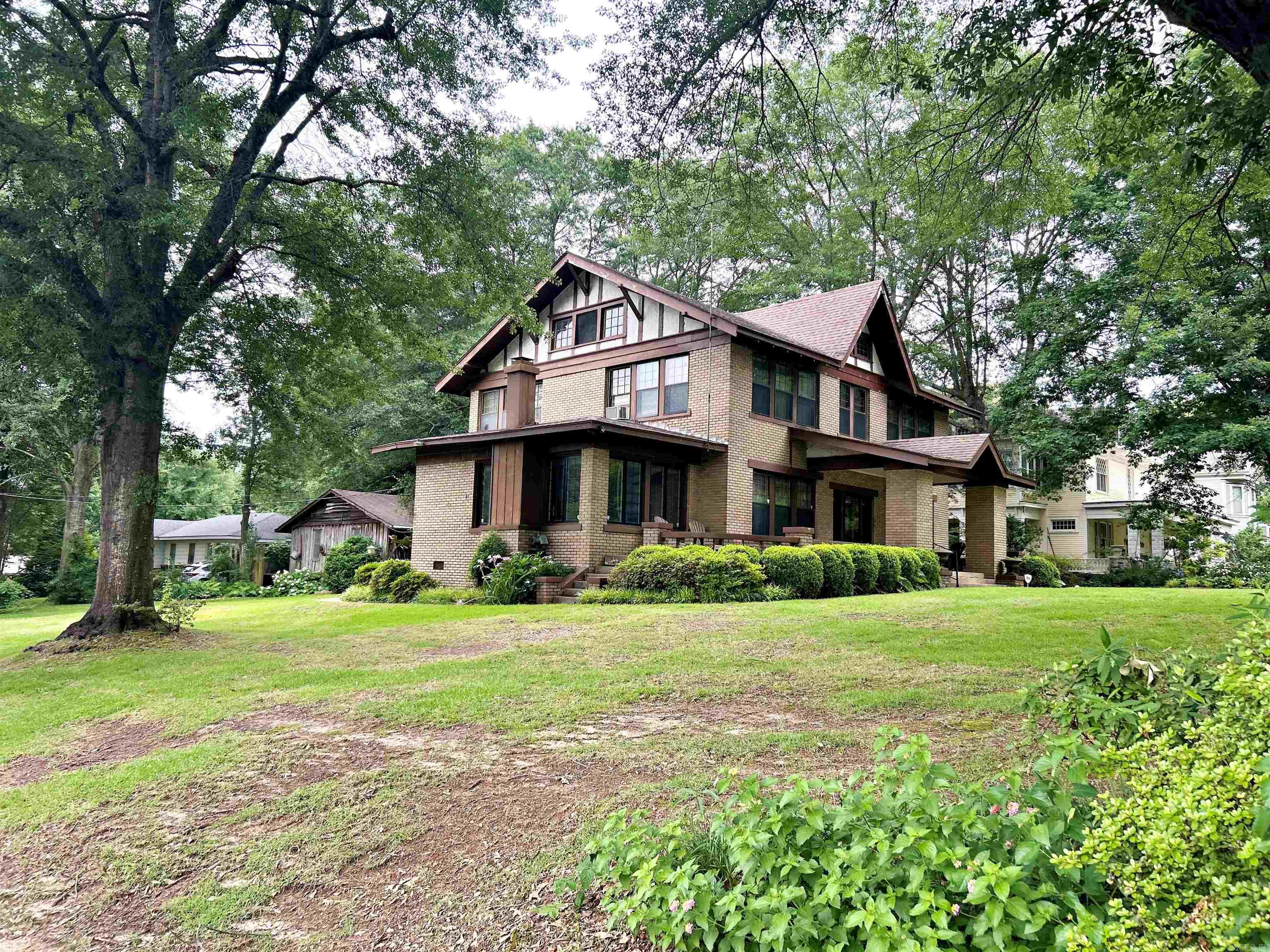 211 Cherry Street