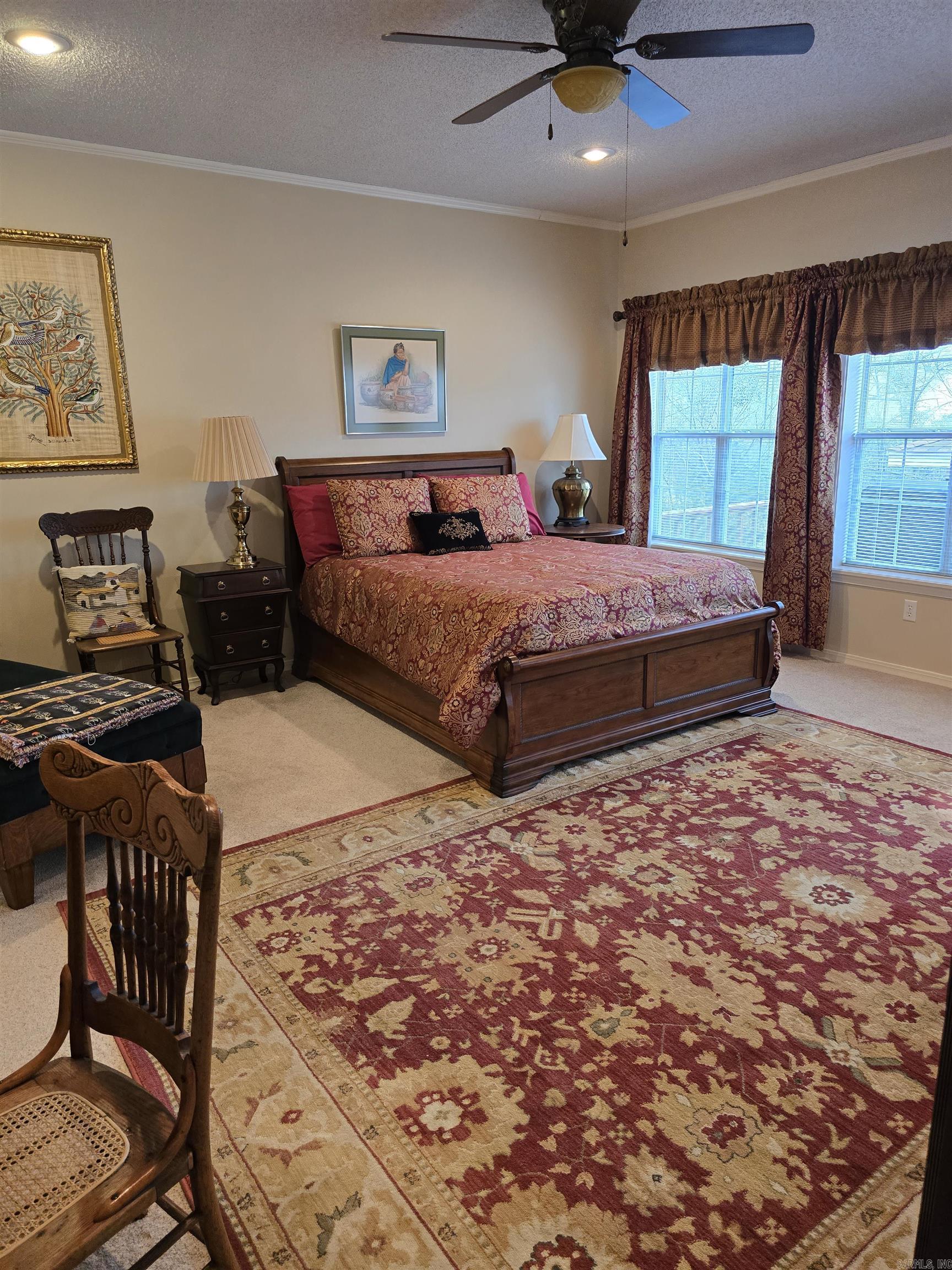 10 Timber Ridge Circle