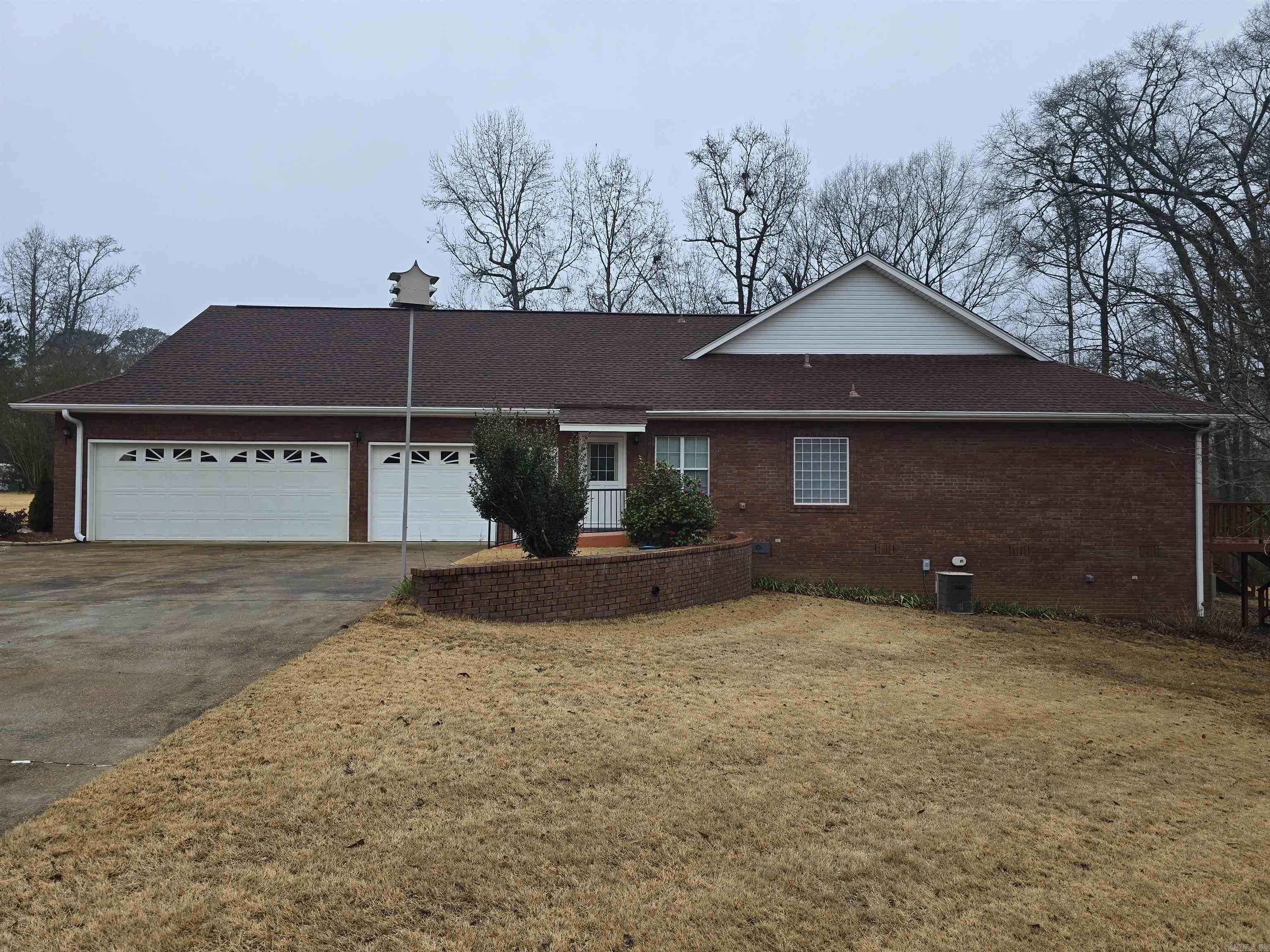 10 Timber Ridge Circle