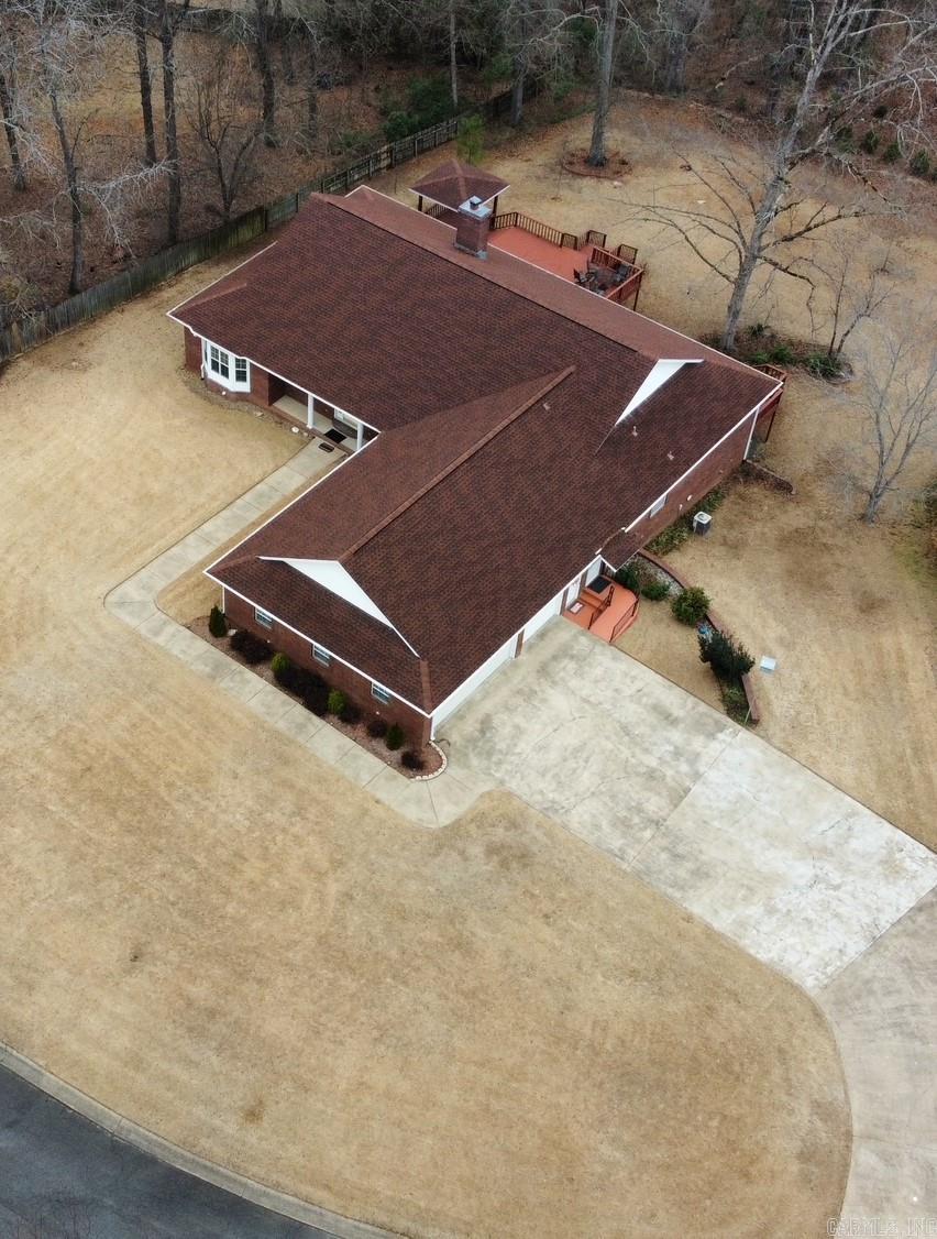 10 Timber Ridge Circle