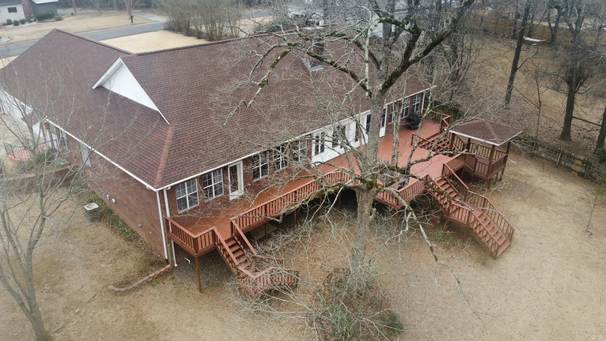 10 Timber Ridge Circle