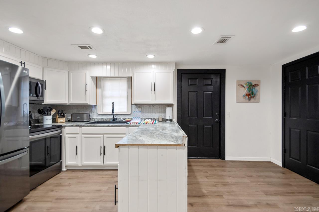 433 Seminole Rd