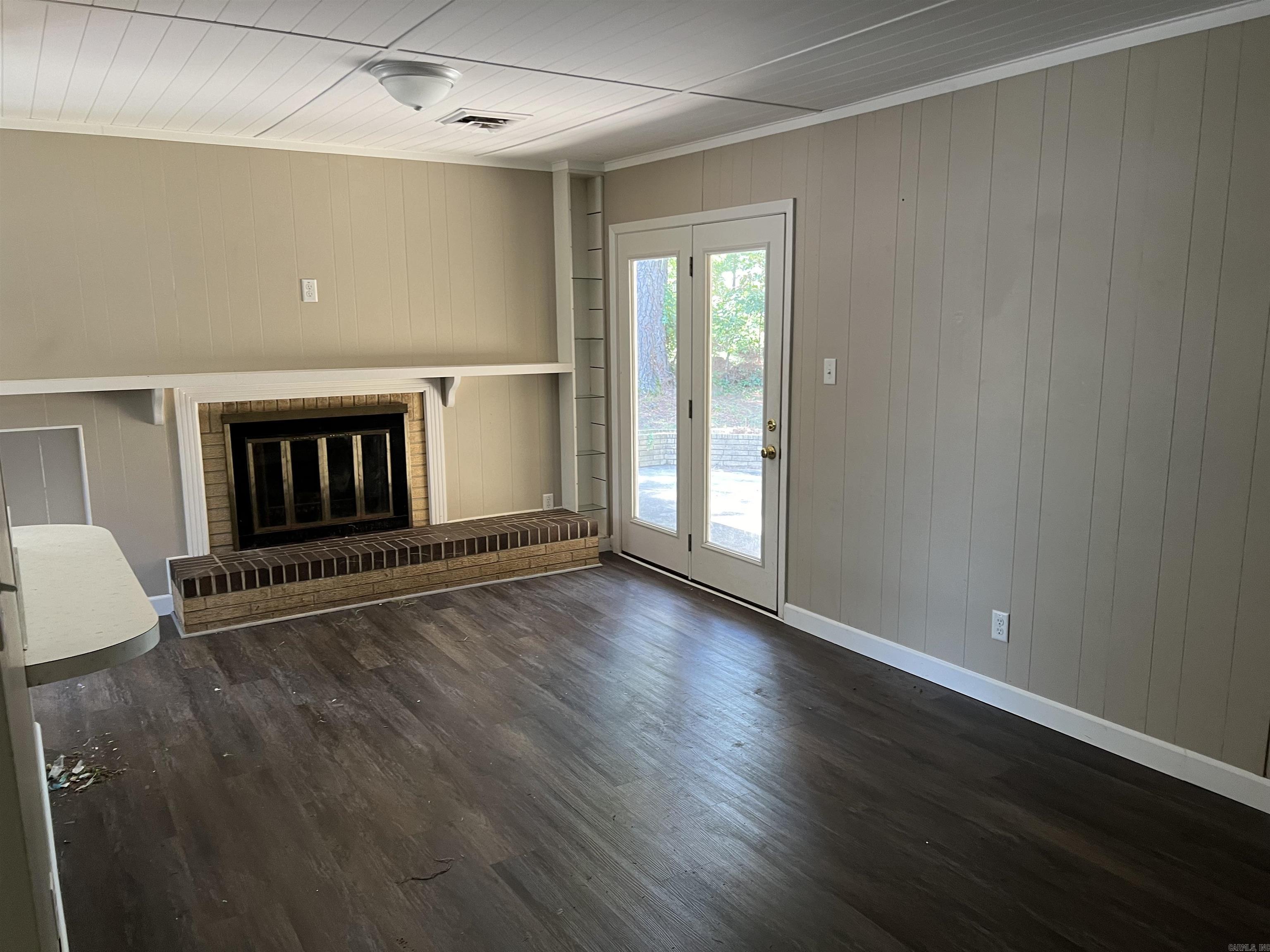 1565 Pine Manor Drive