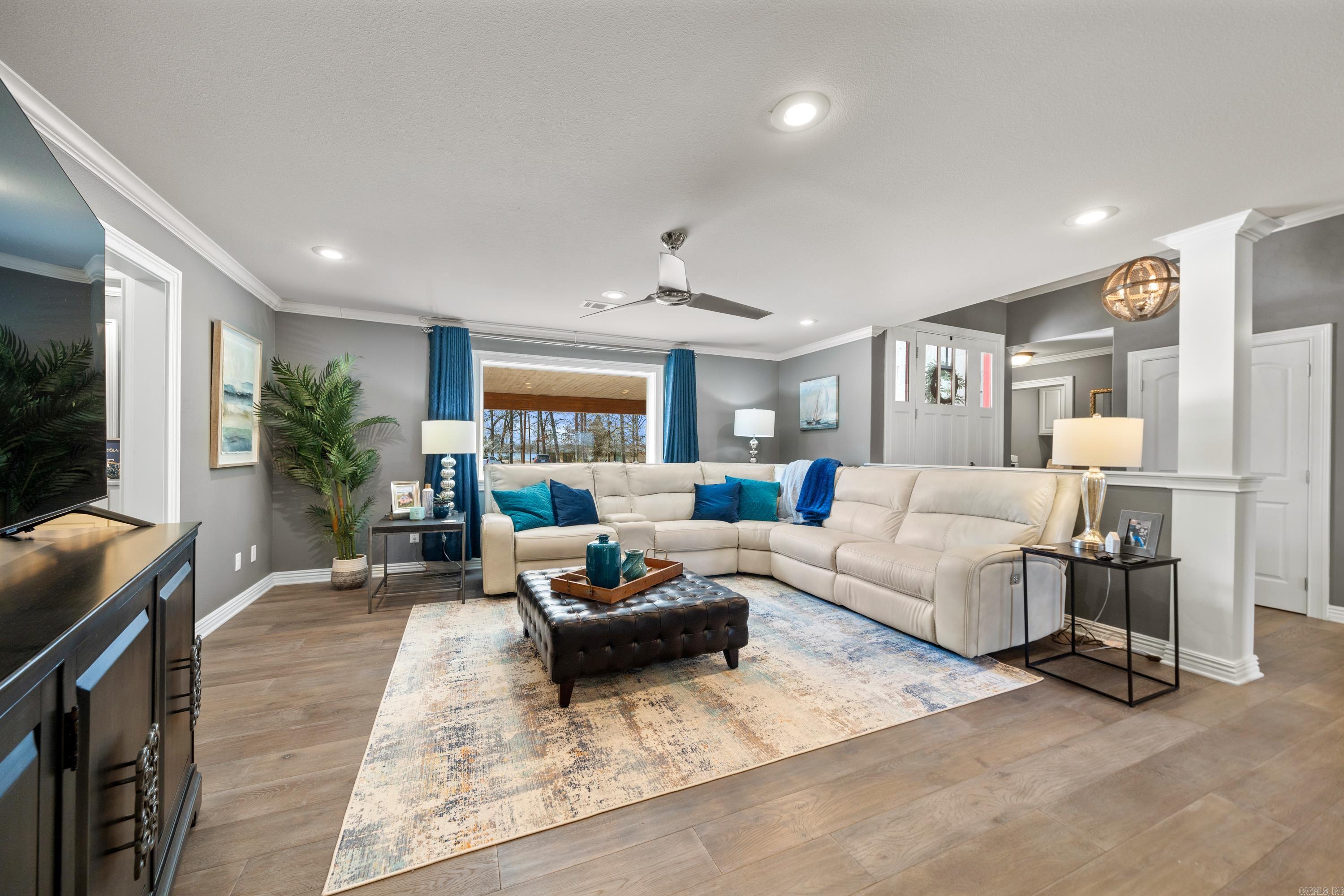 402 Caroline Acres Point
