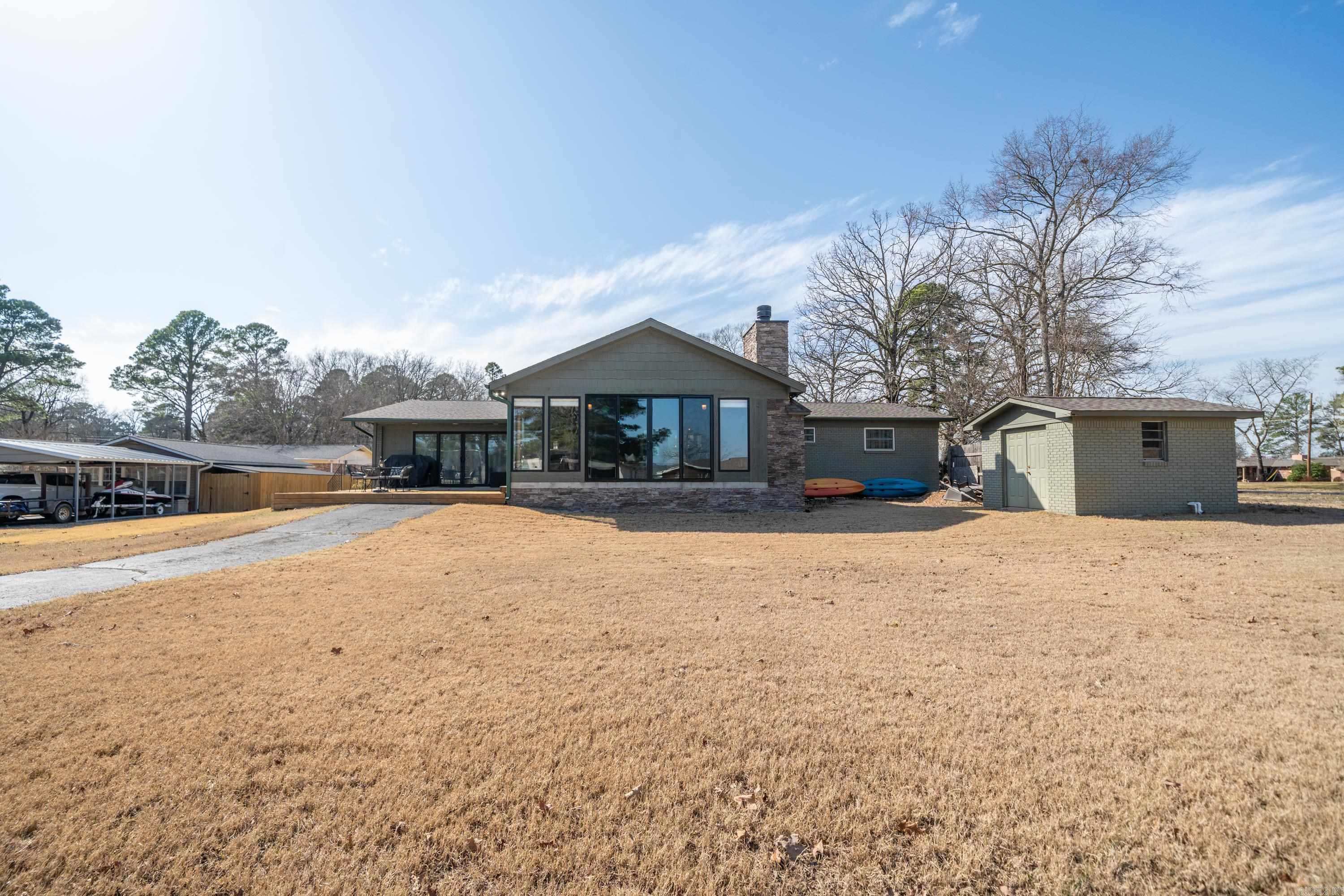 402 Caroline Acres Point