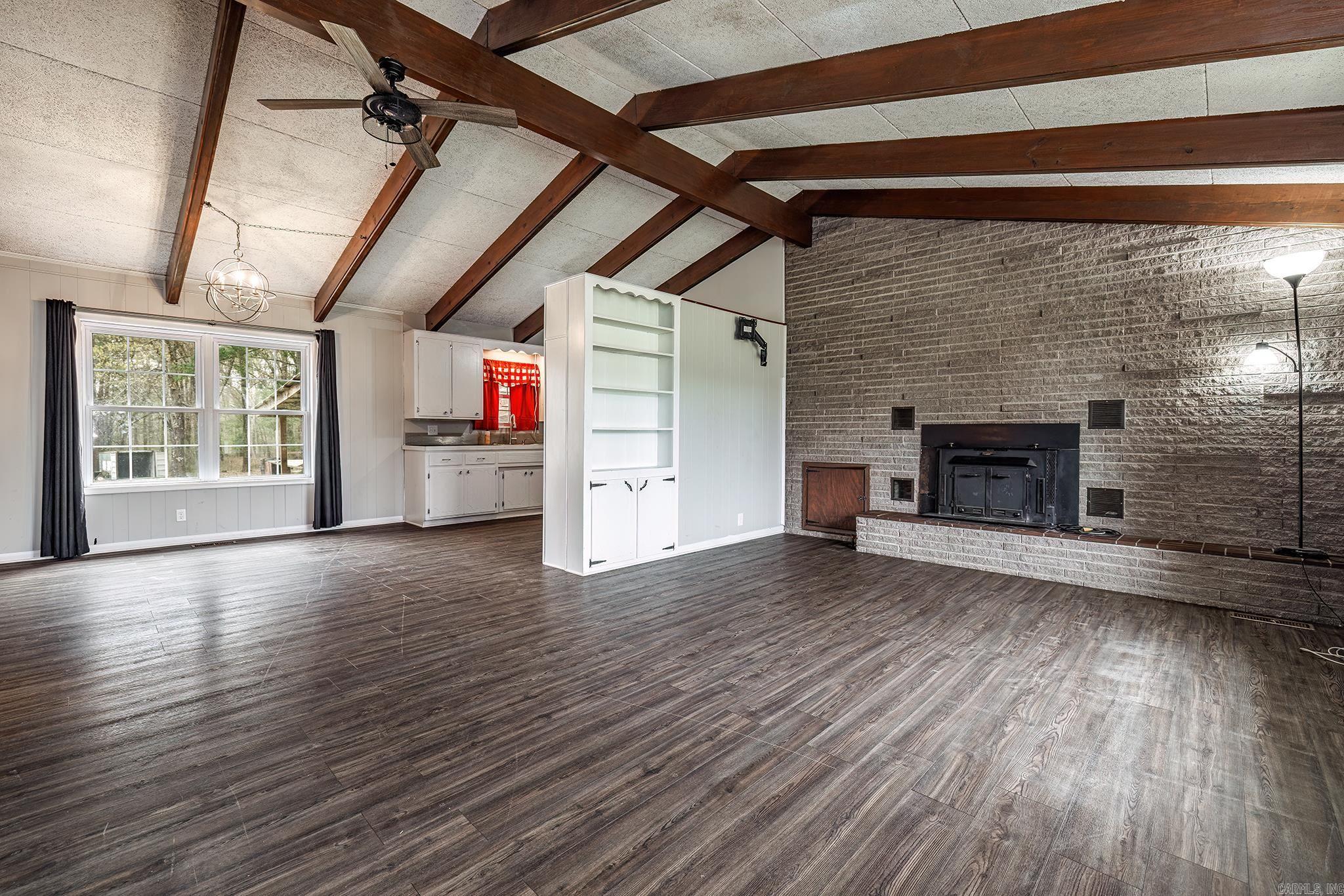 2714 Highway 51
