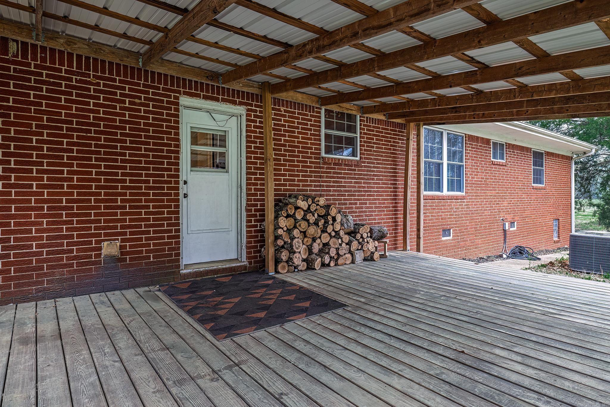 2714 Highway 51