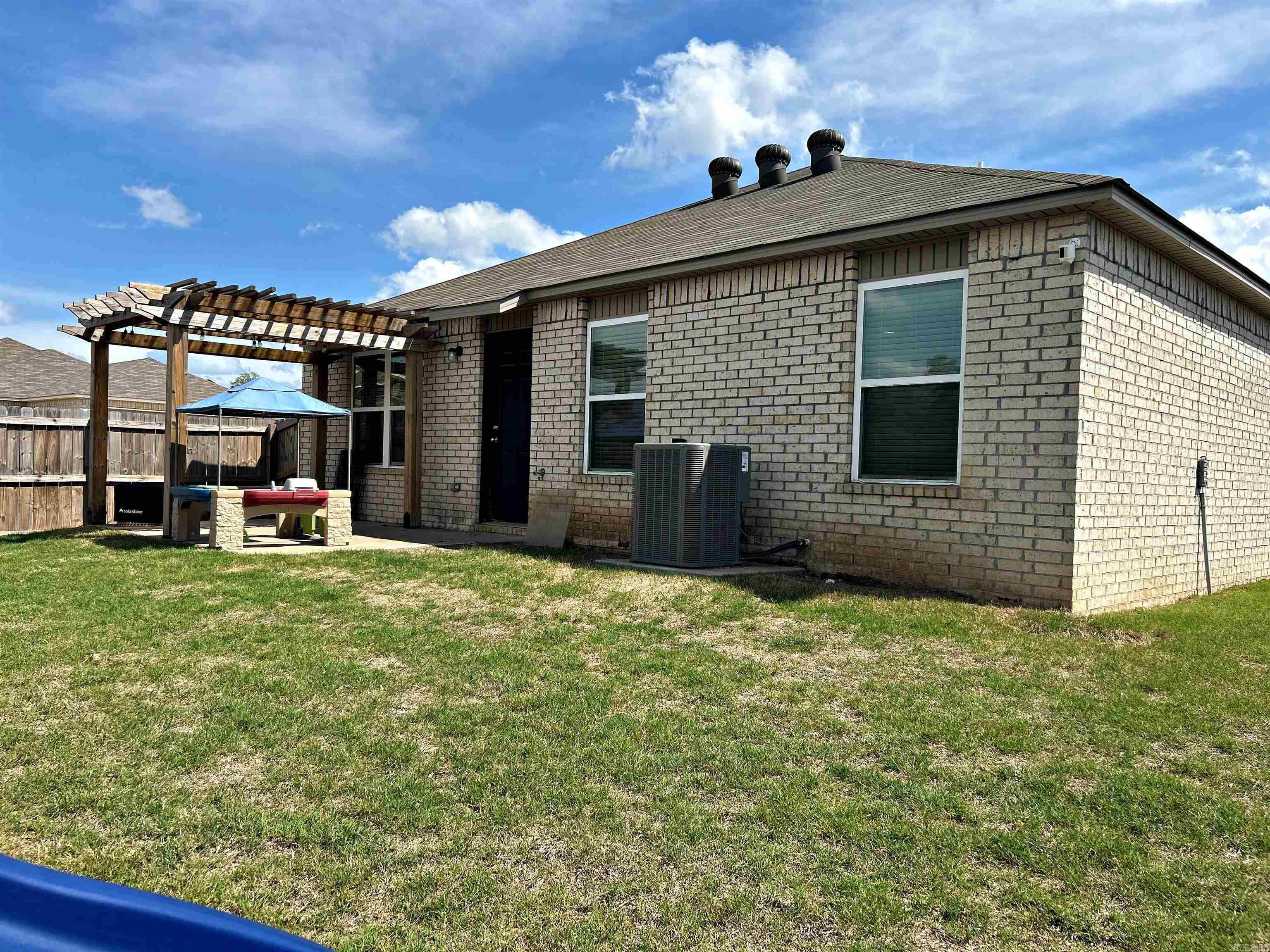 8600 Northwood Creek Drive