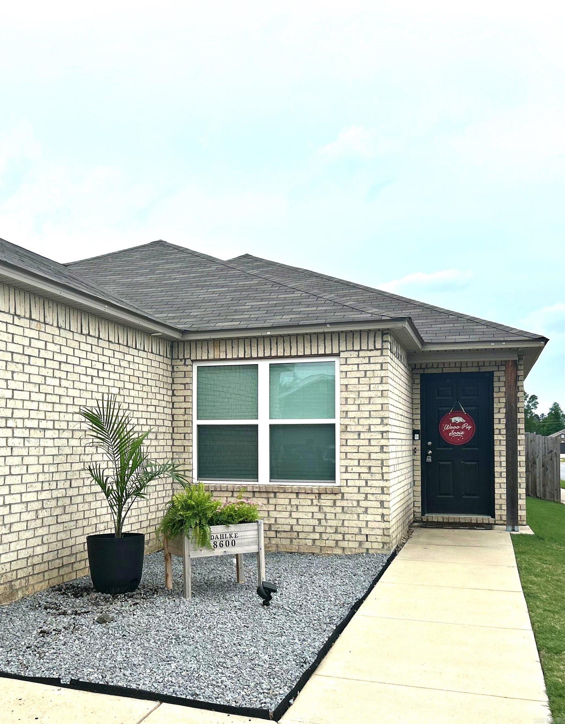 8600 Northwood Creek Drive