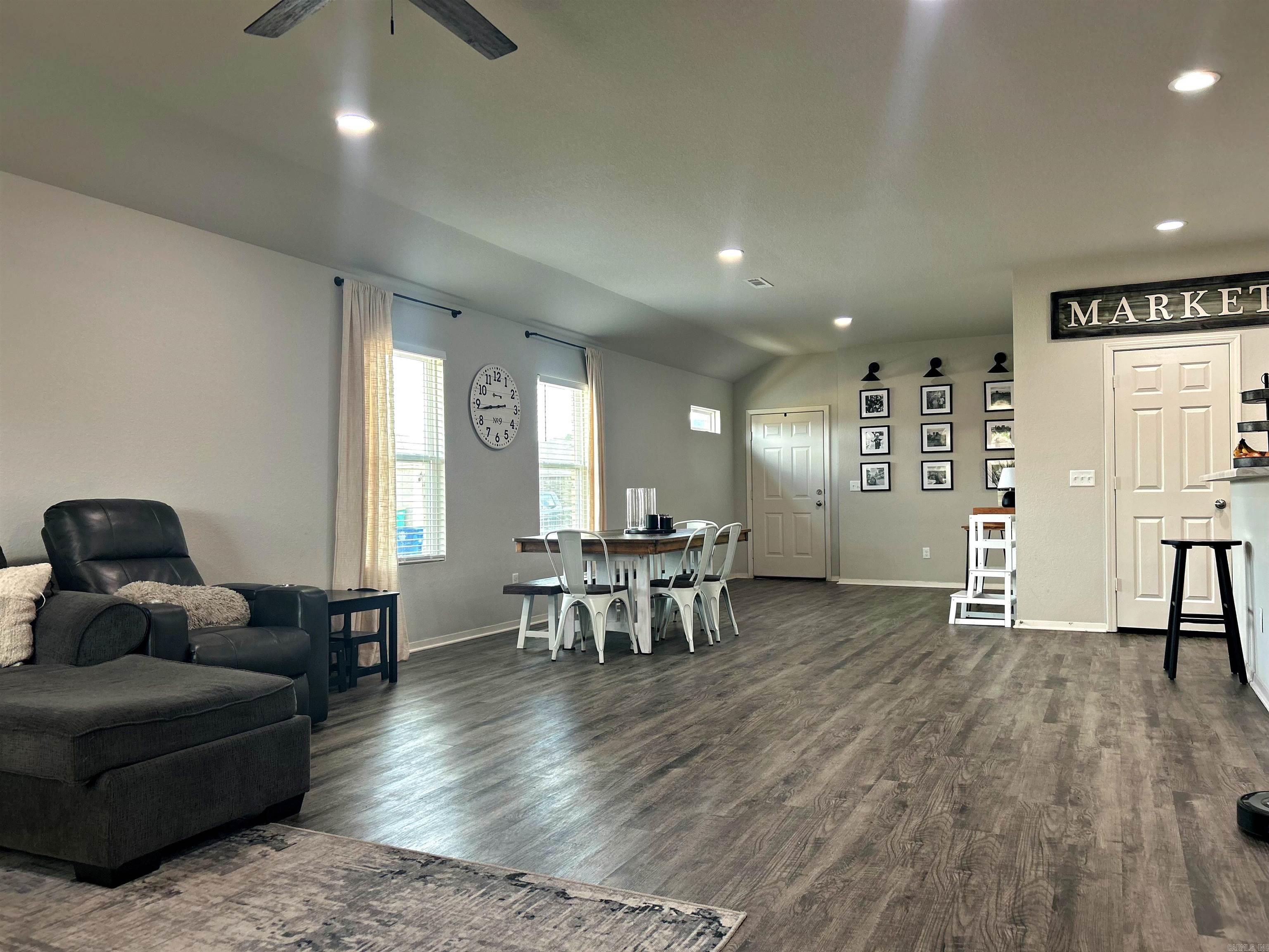 8600 Northwood Creek Drive