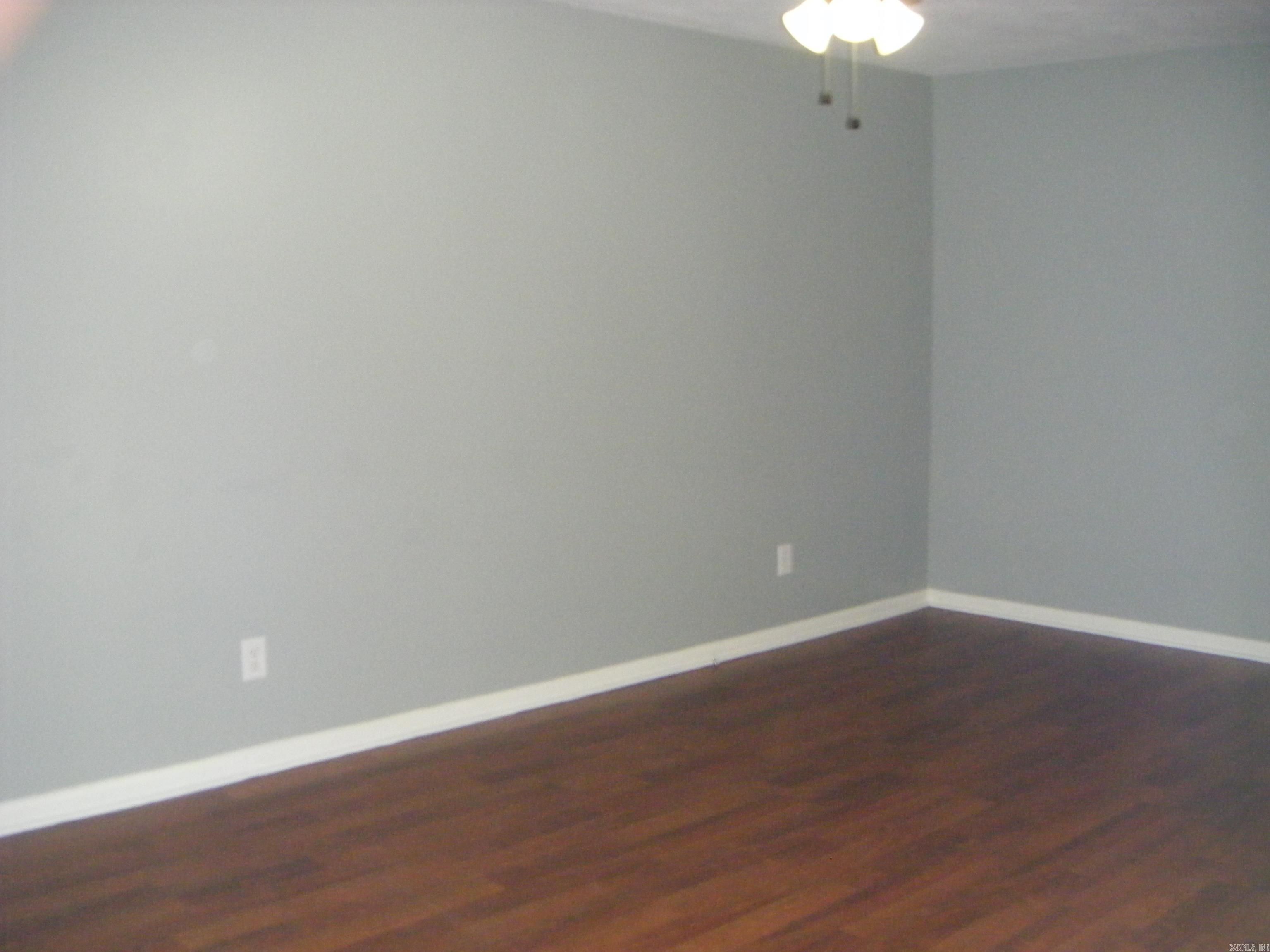 1526 Pine Manor Drive