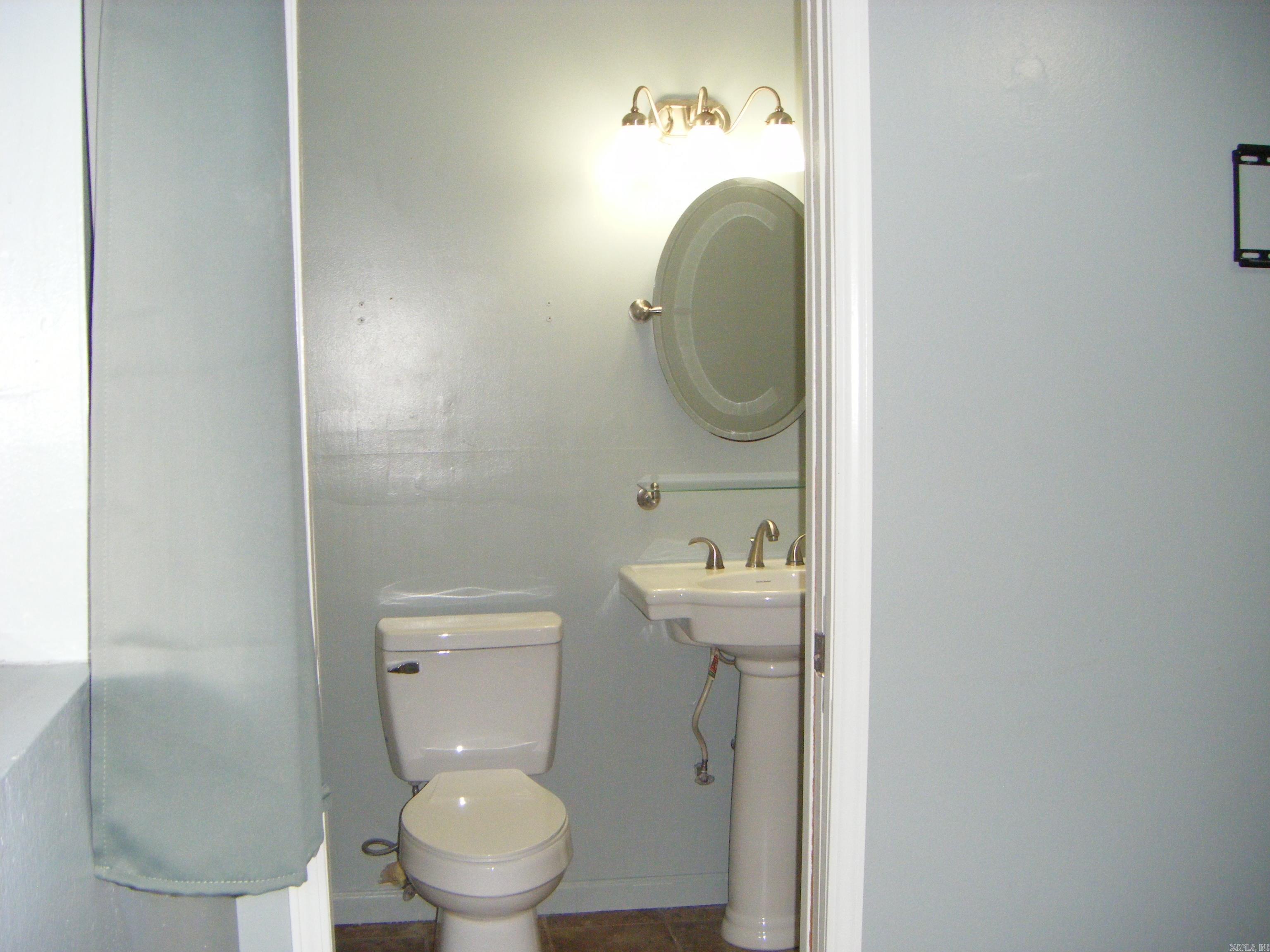 1526 Pine Manor Drive