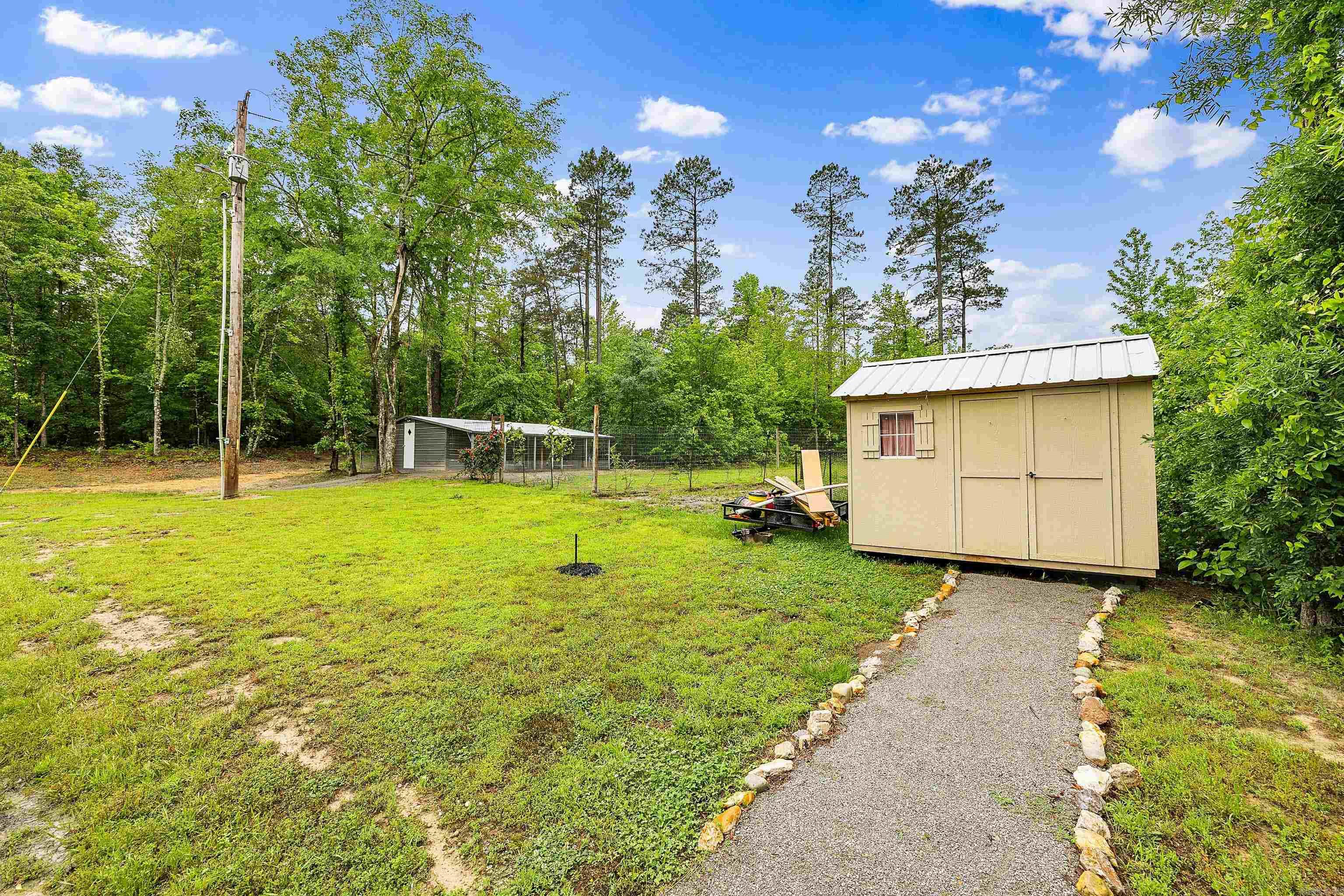 908 Oak Grove Road
